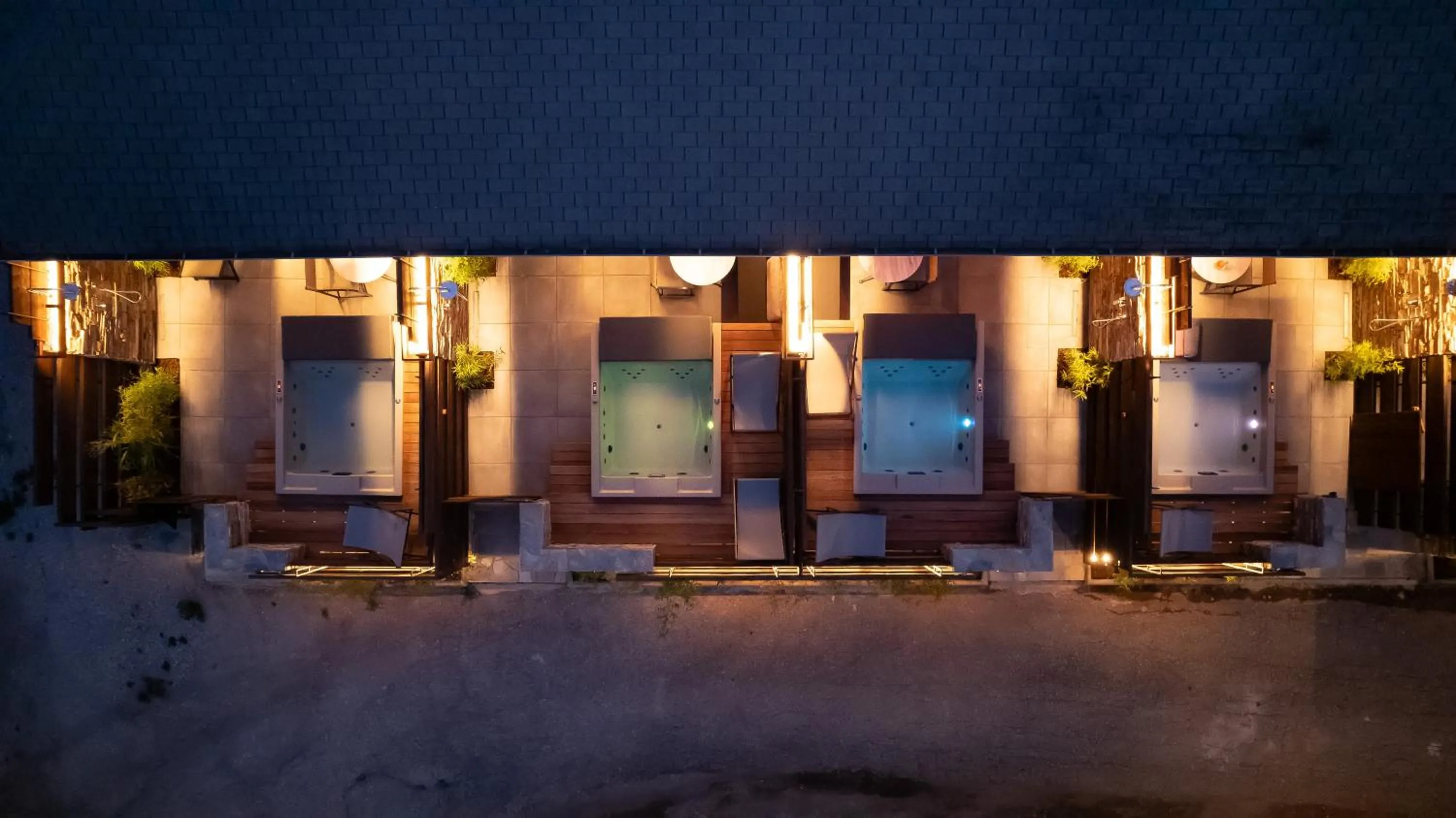 Property building in Sylvia Camping & Luxury Suites, Panel Hospitality Homes & Villas