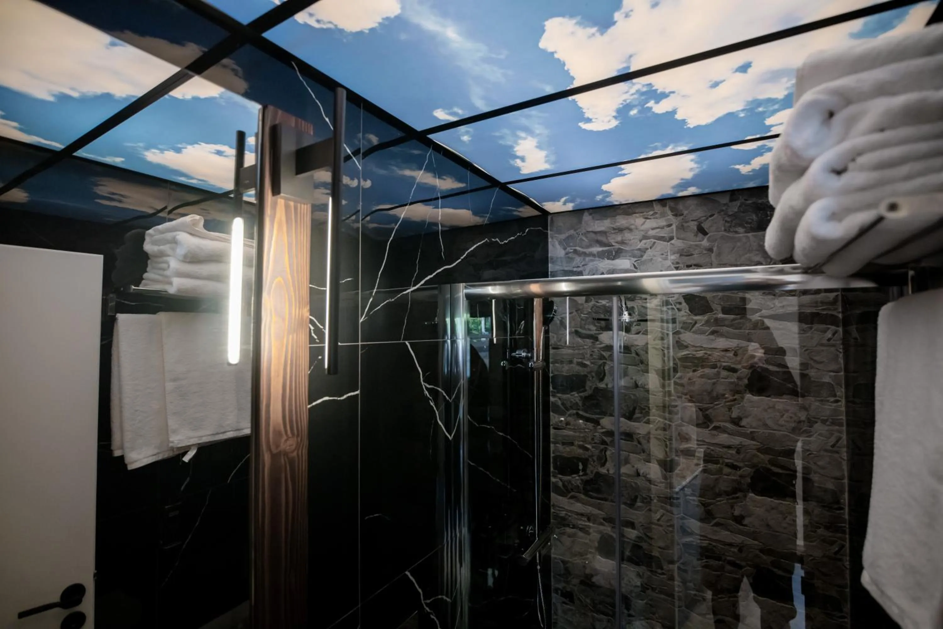 Sylvia Camping & Luxury Suites, Panel Hospitality Homes & Villas