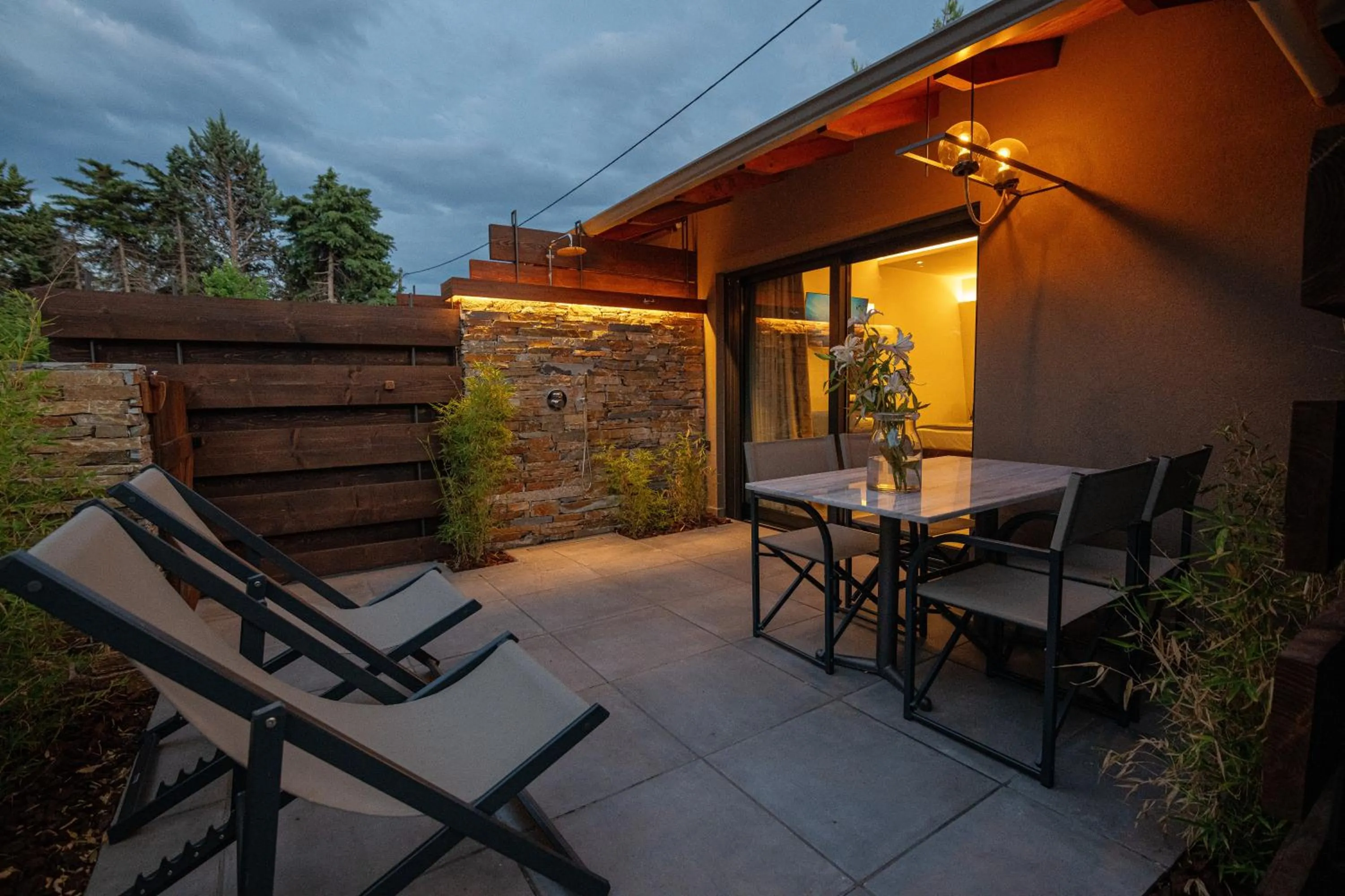 Sylvia Camping & Luxury Suites, Panel Hospitality Homes & Villas