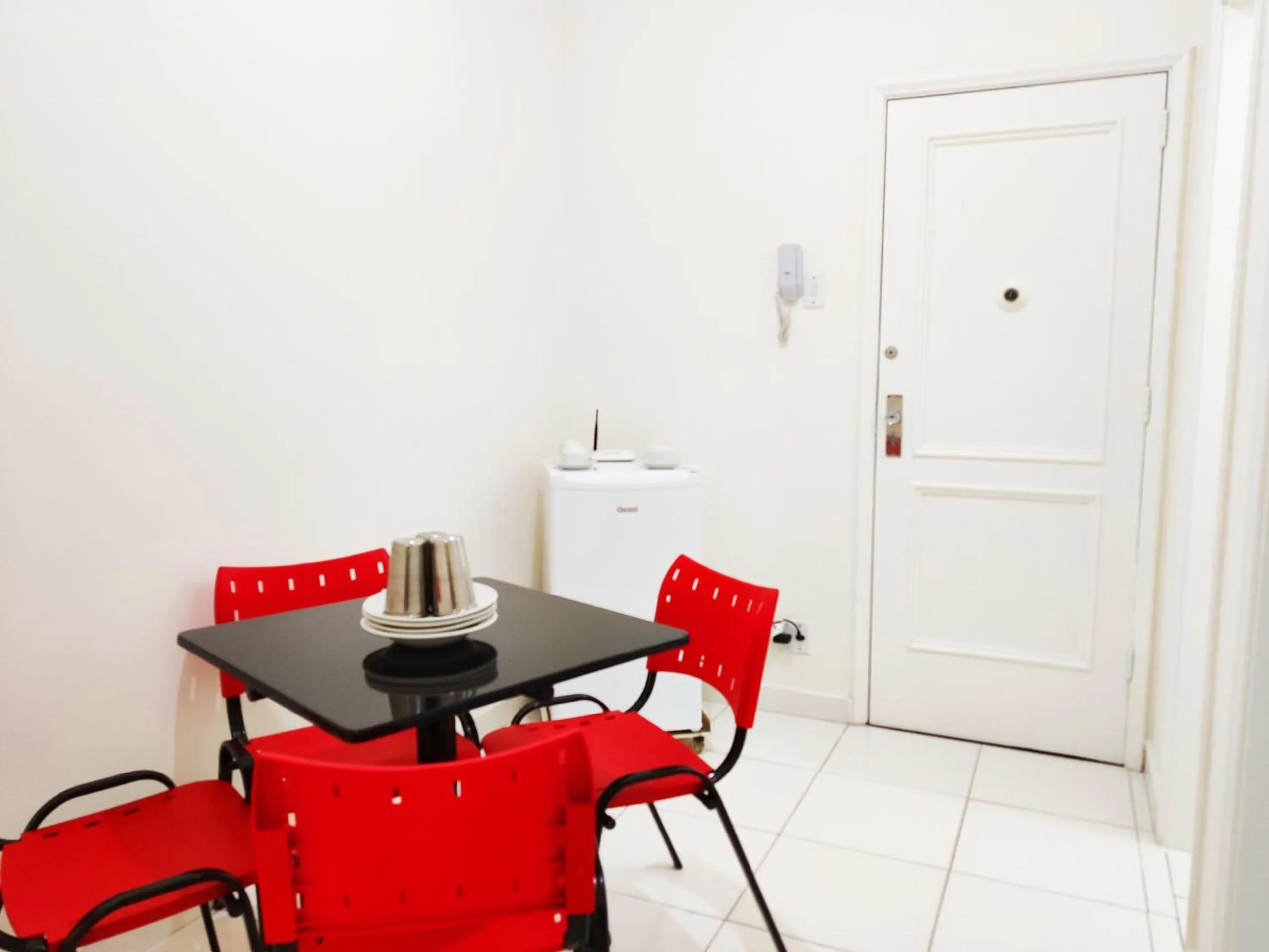 Beira-Mar reformado na Av Atlantica 207