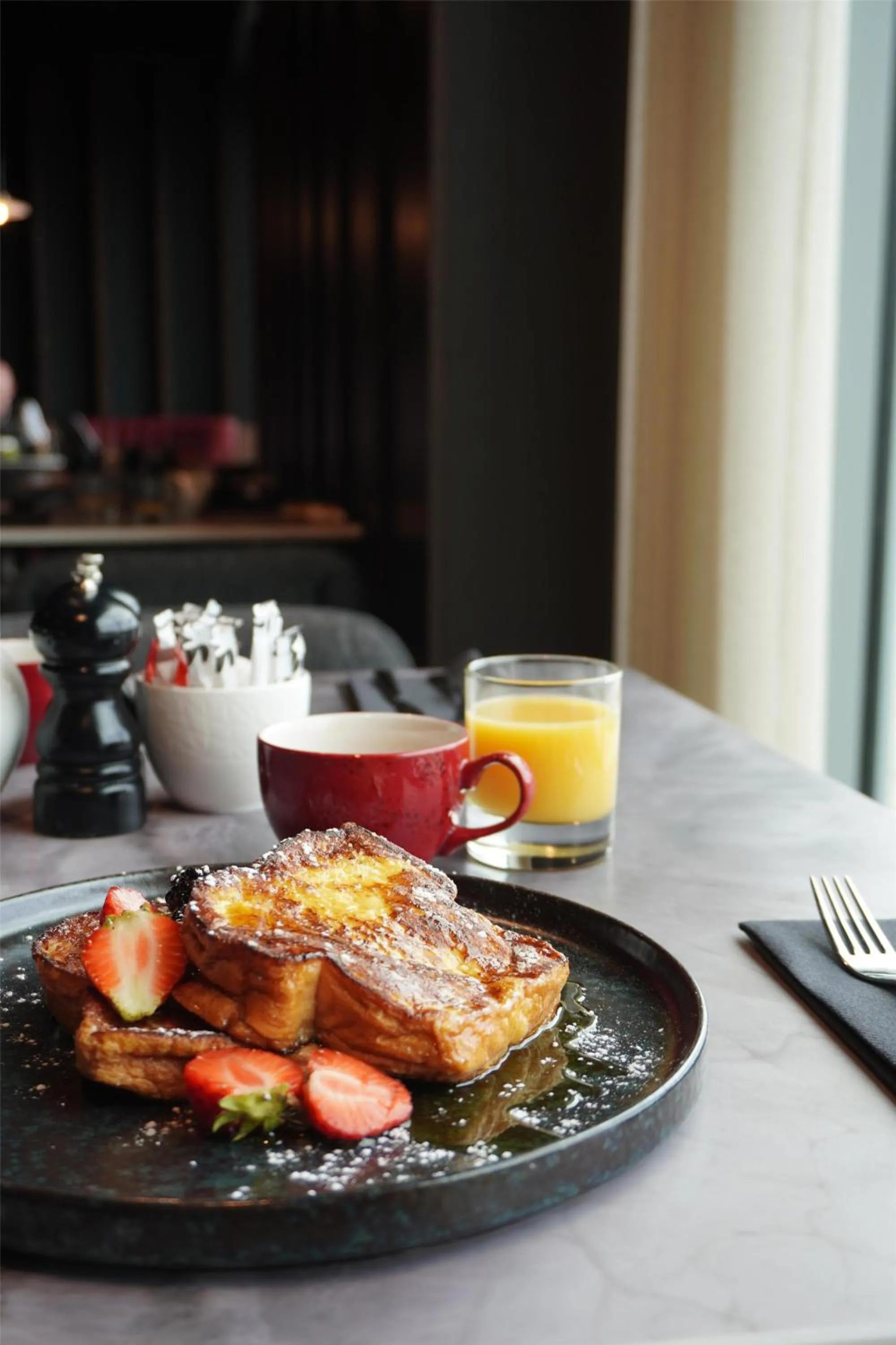 Food and drinks in Radisson RED Galway