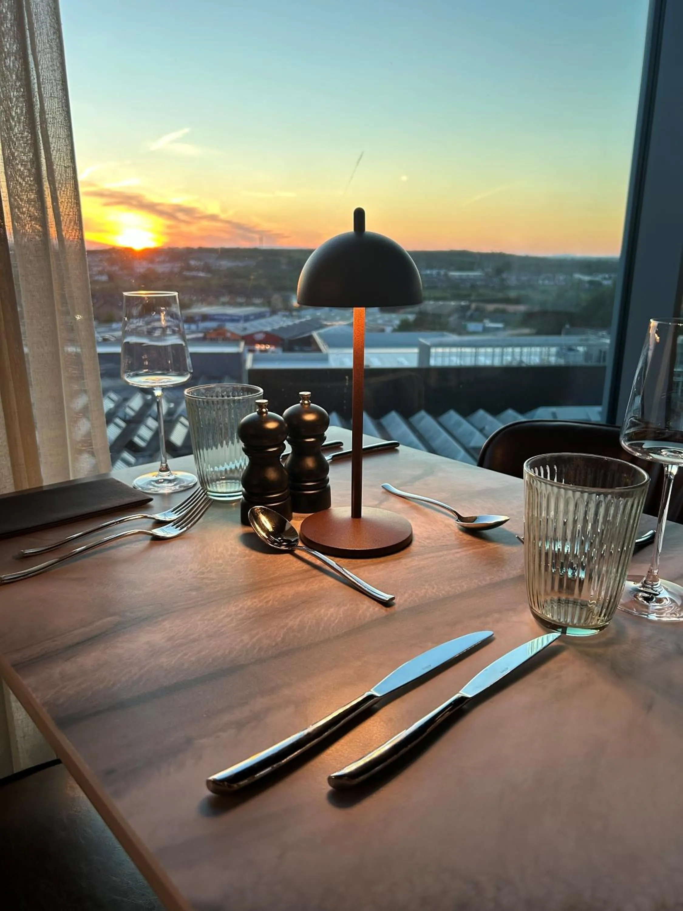 Restaurant/places to eat in Radisson RED Galway