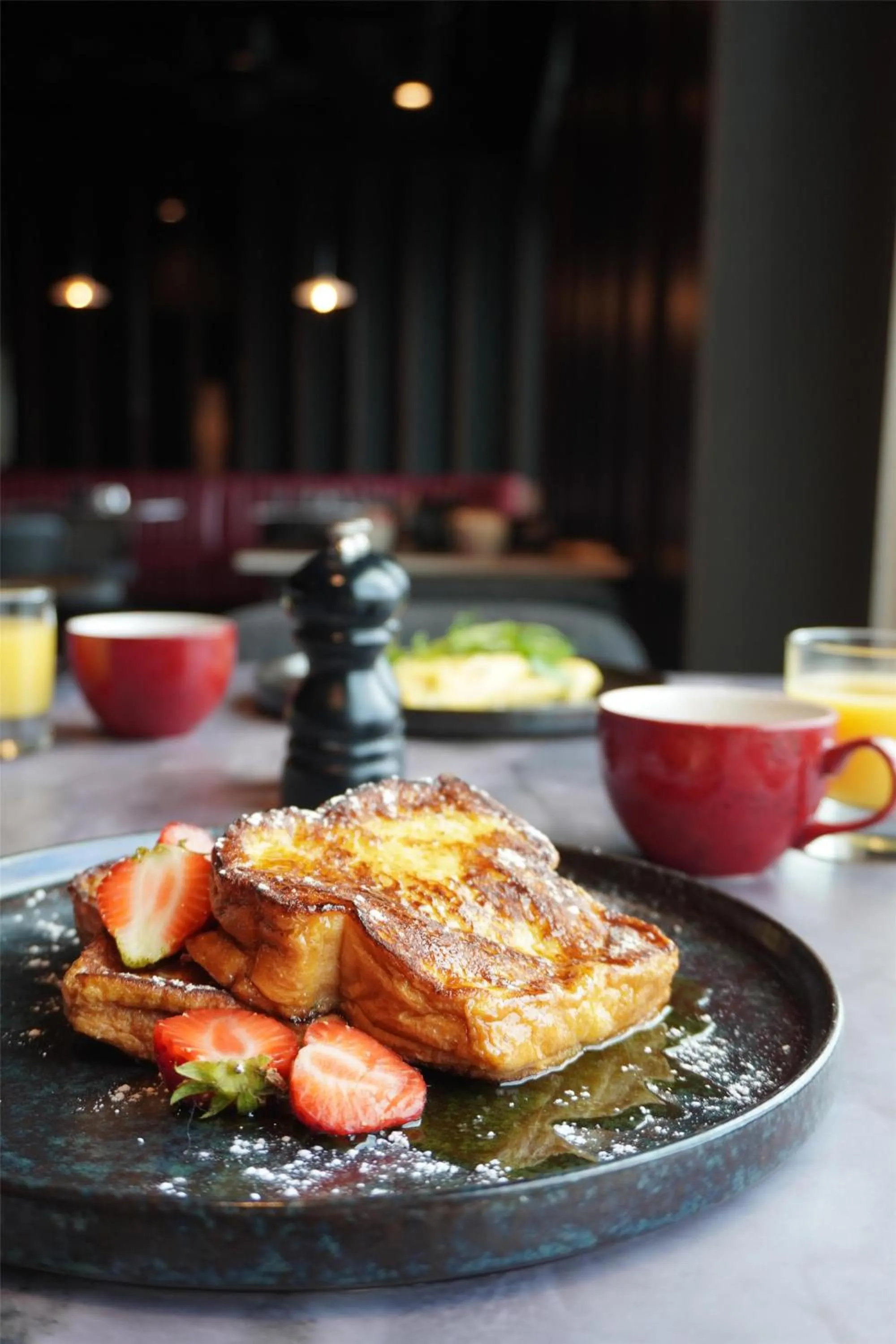 Food and drinks in Radisson RED Galway