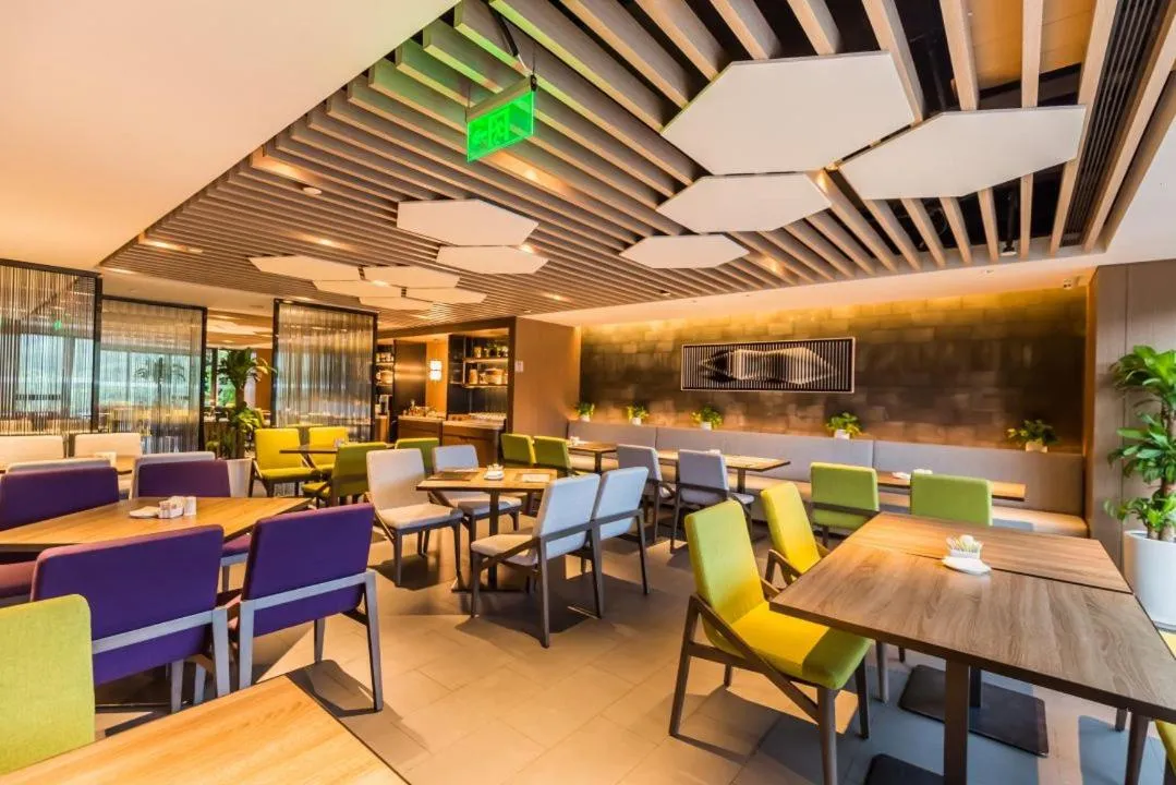 Restaurant/places to eat in The Mulian Hotel of Guangzhou Nansha Fenghuang Lake