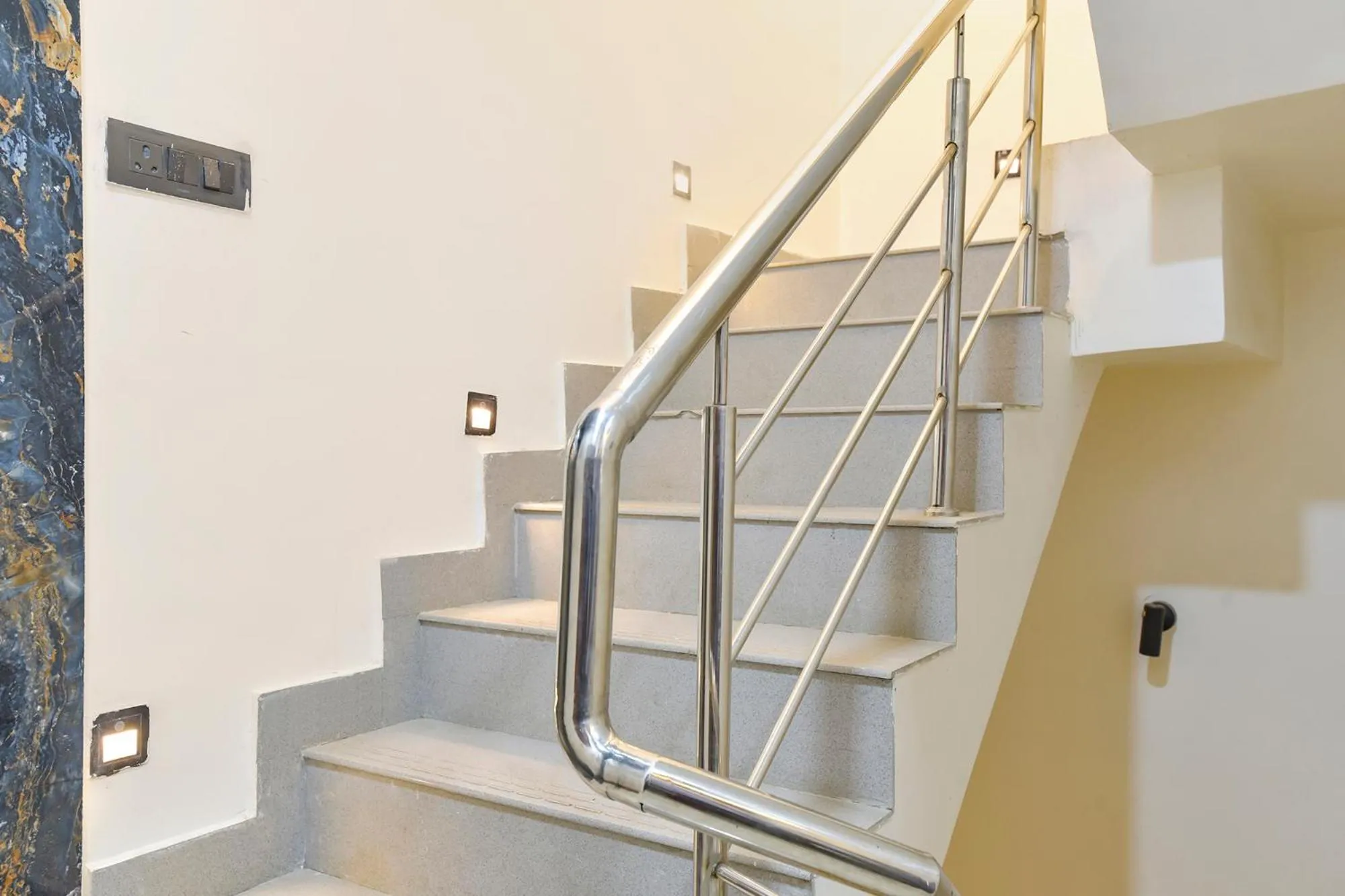 Lobby or reception in FabHotel Govindam Royal Stay