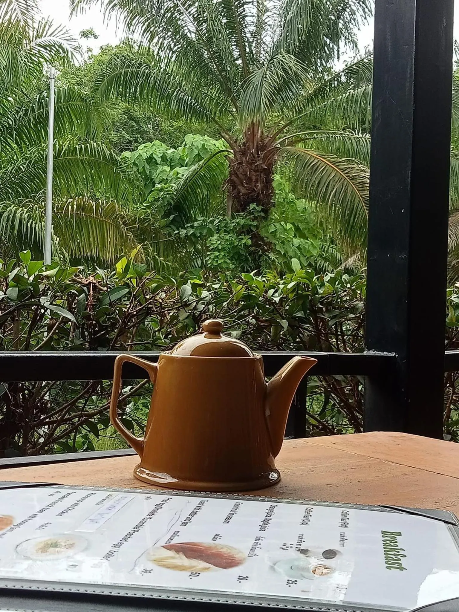 Restaurant/places to eat in Tum Mai Kaew Lanta Resort