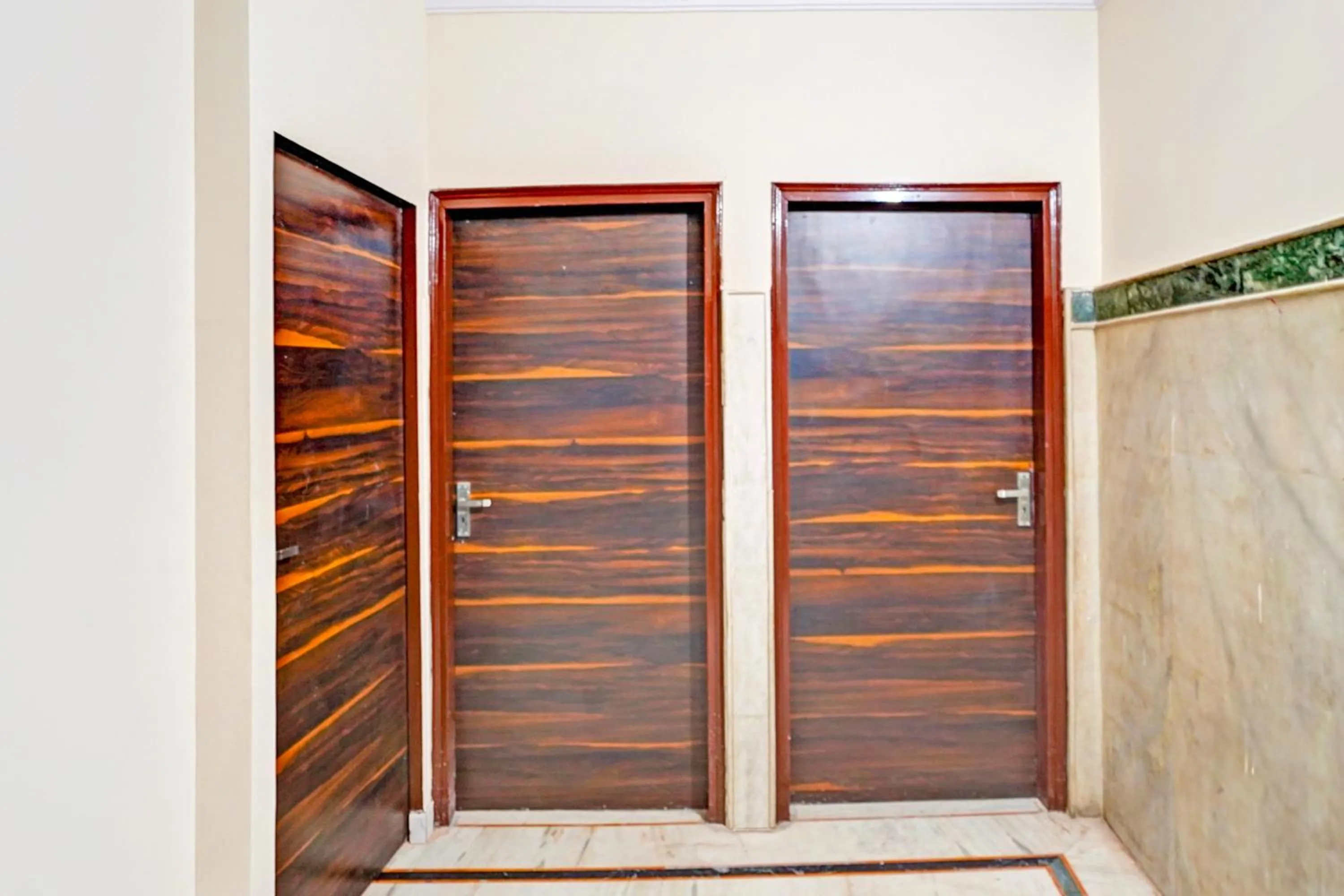 Lobby or reception in Super Hotel O JPS Lux