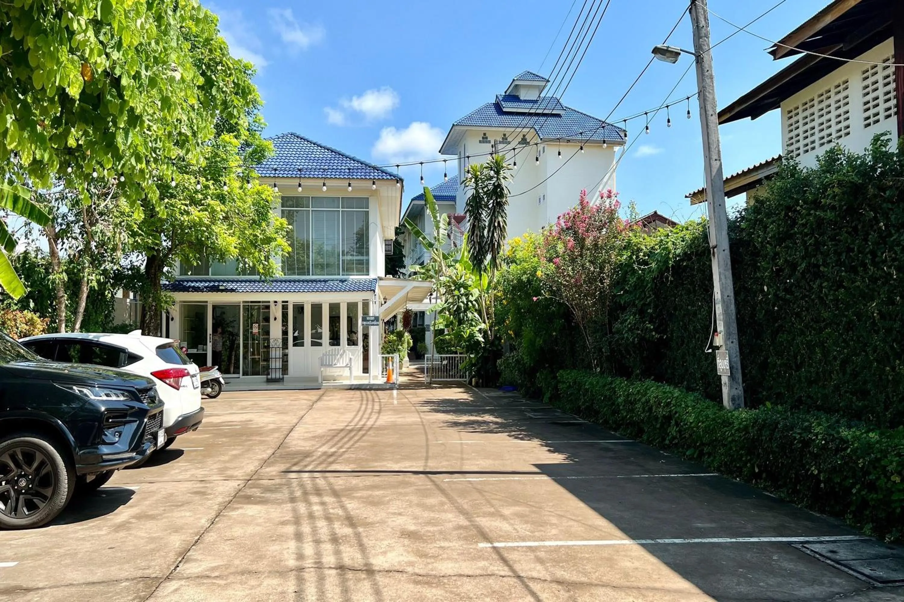 Property building in Phuhunsa Boutique Hotel