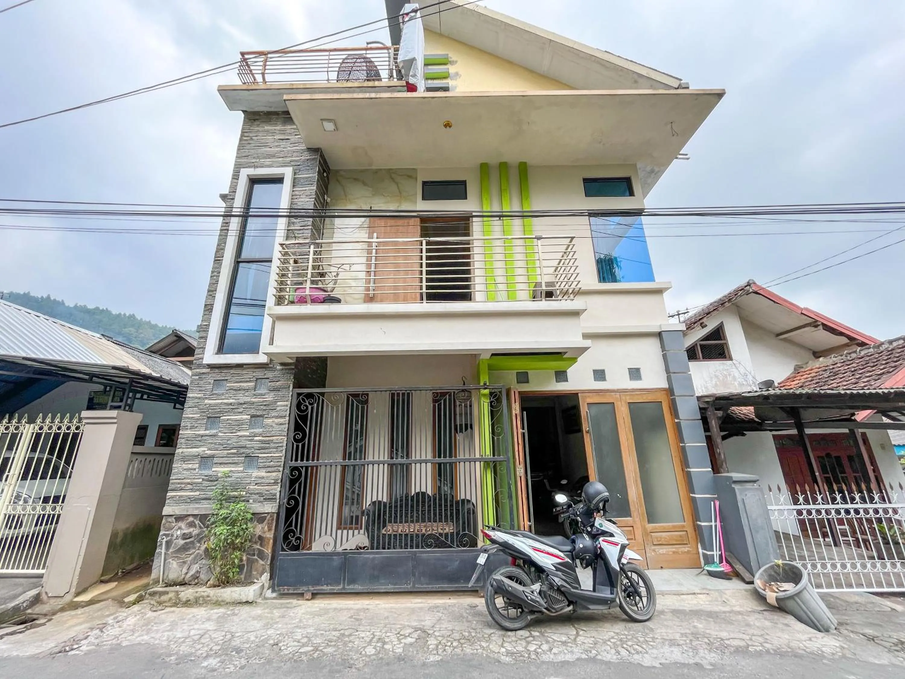 Property building in Rumah Bromo RedPartner