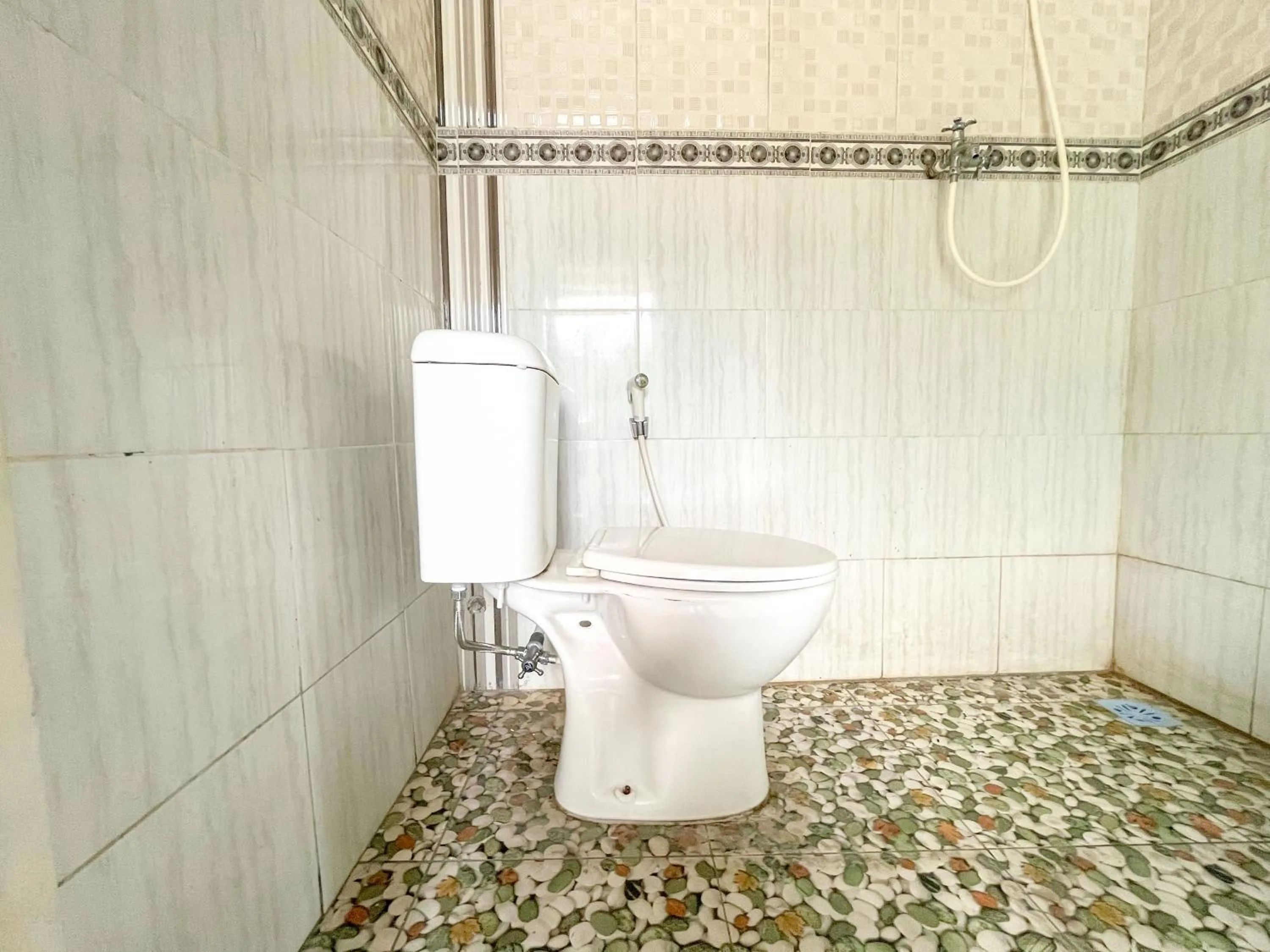 Bathroom in Rumah Bromo RedPartner