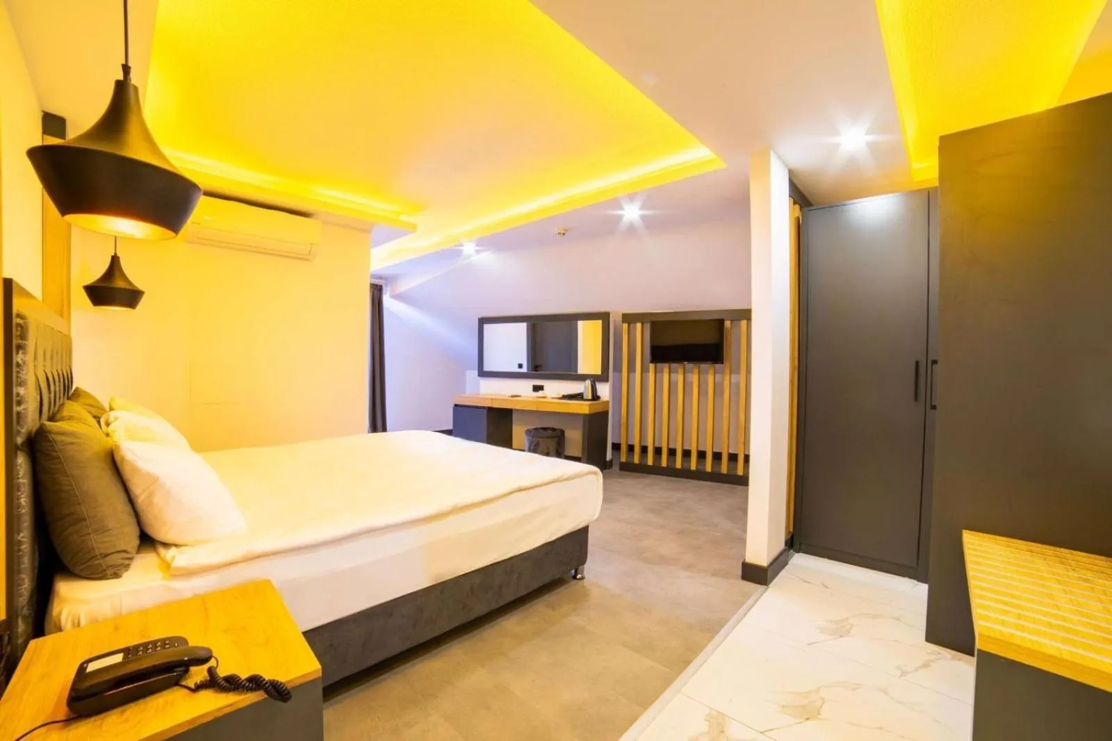 Bed in Avşar Boutique Hotel