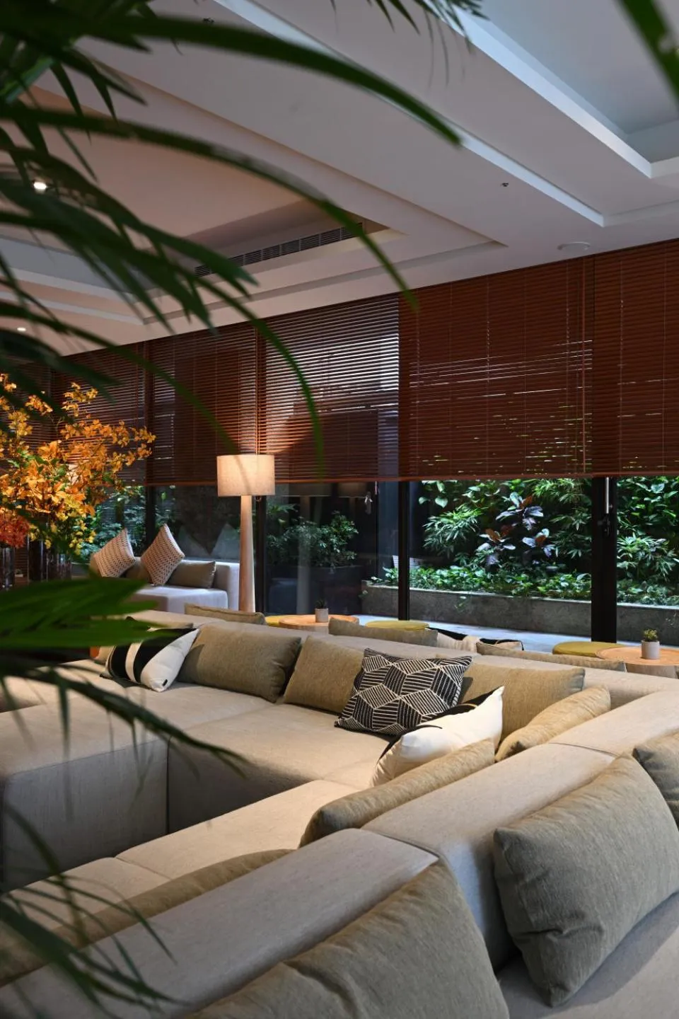 Lobby or reception in Via Hotel Breeze