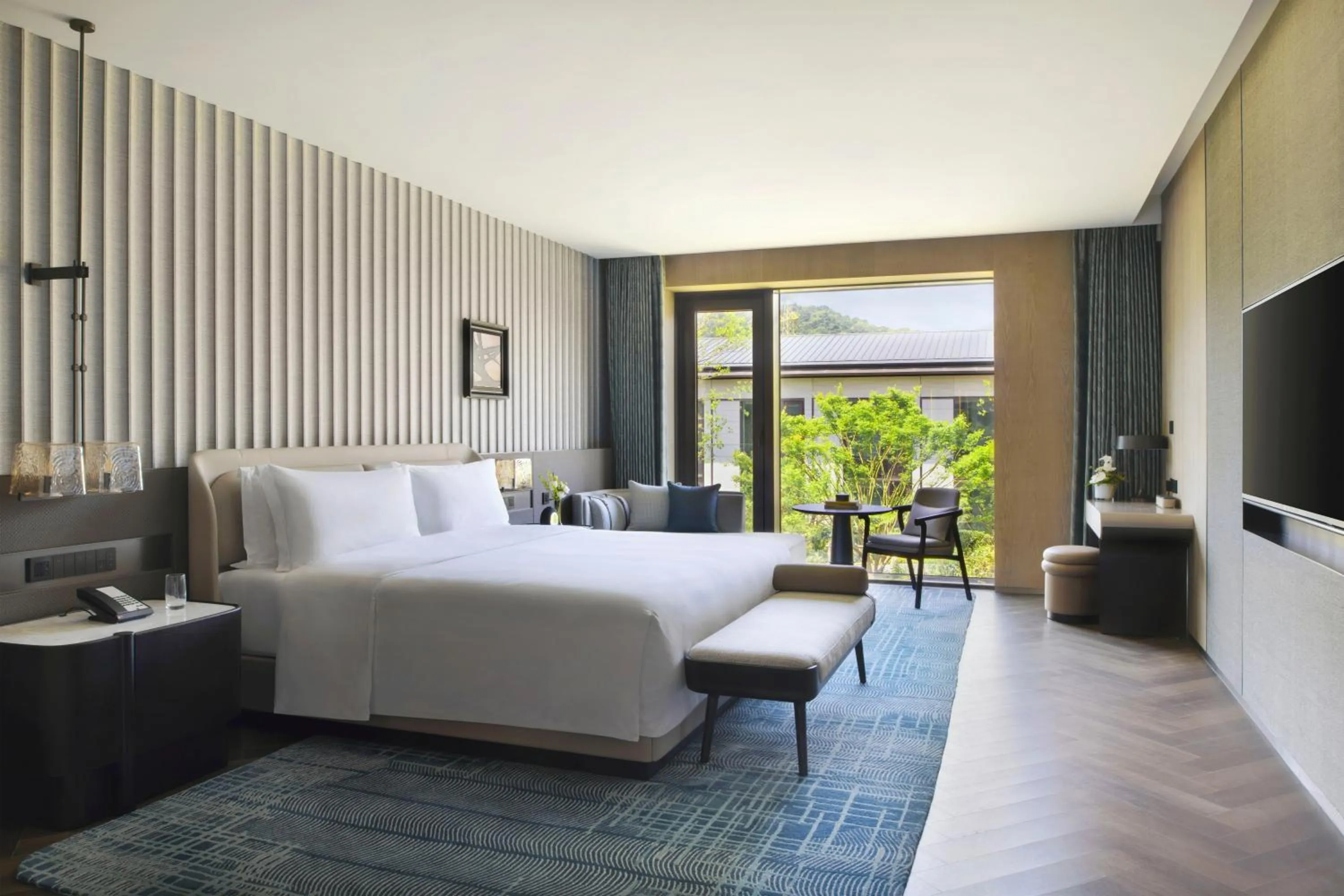 Bed in Intercontinetal Xiangyang