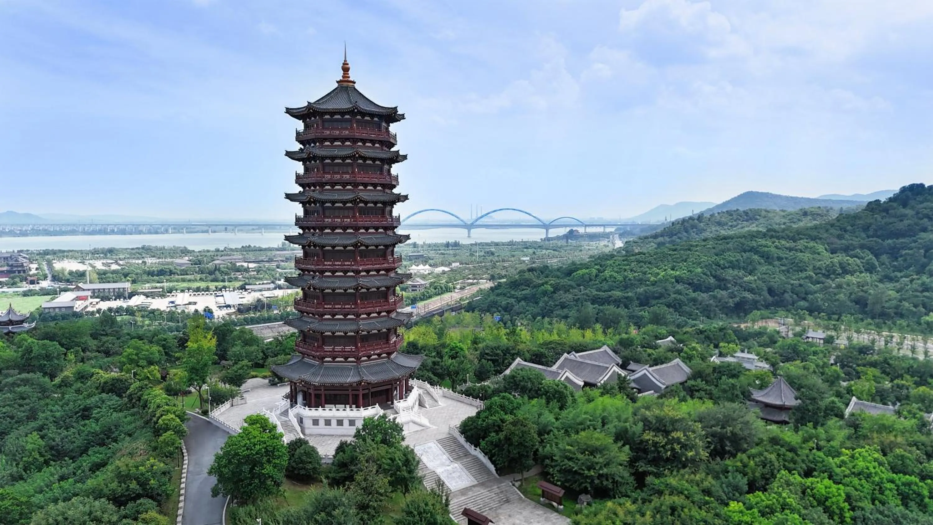Nearby landmark in Intercontinetal Xiangyang
