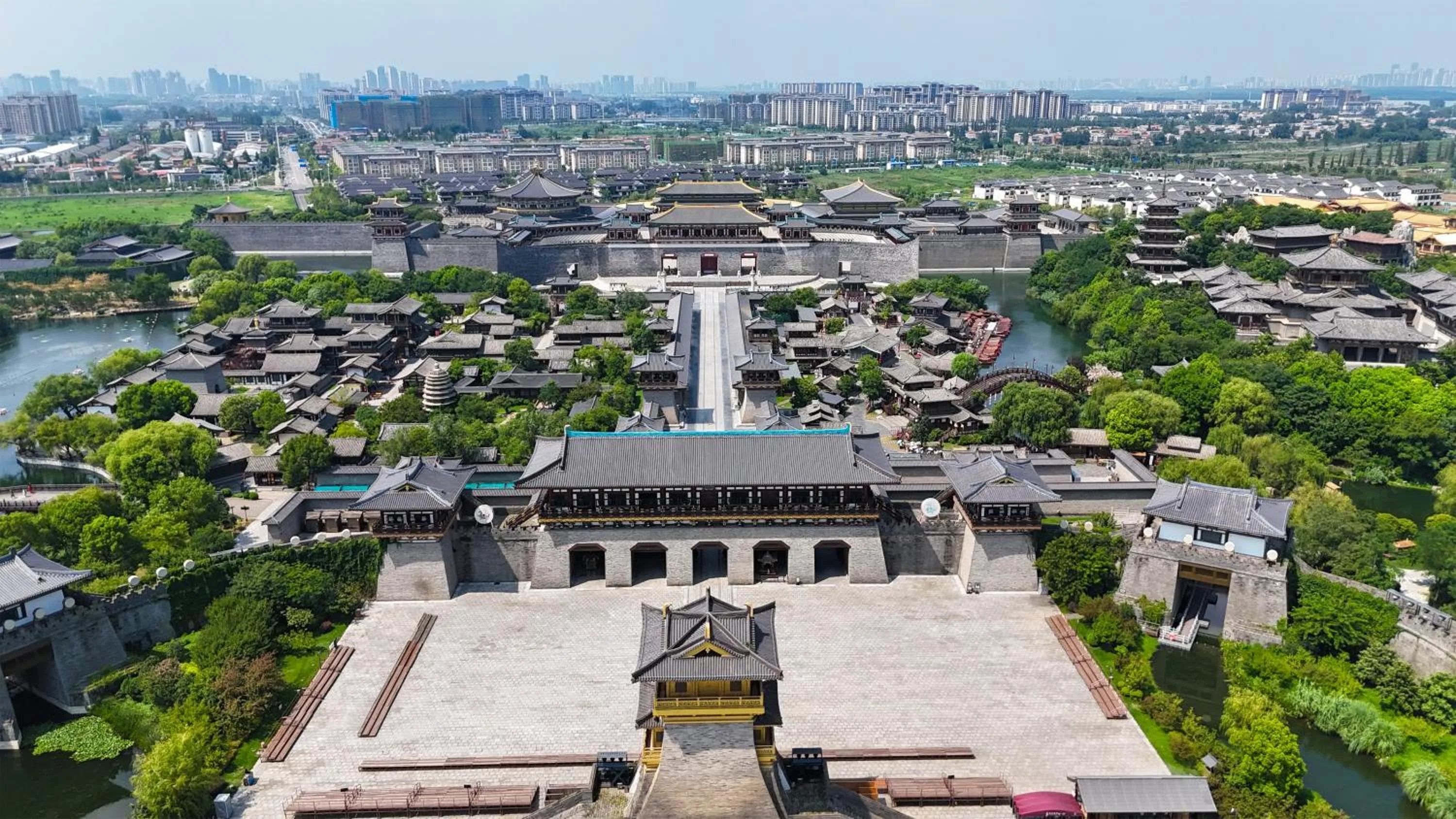 Nearby landmark in Intercontinetal Xiangyang