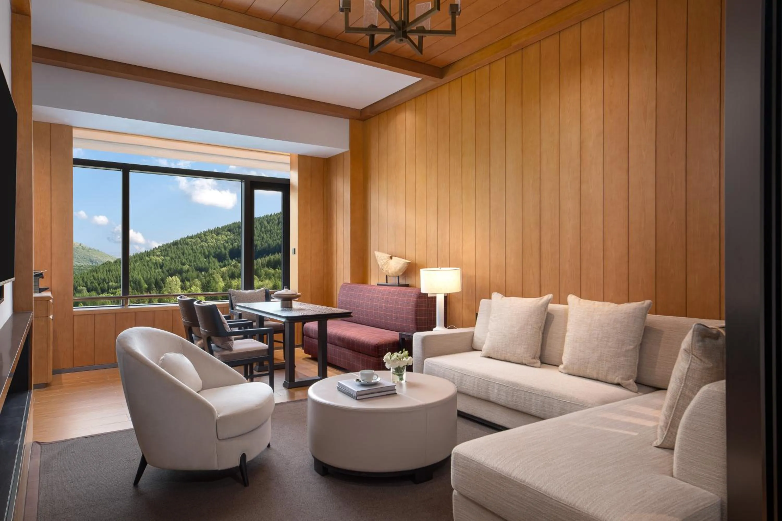 Living room in InterContinental Chongli, an IHG Hotel