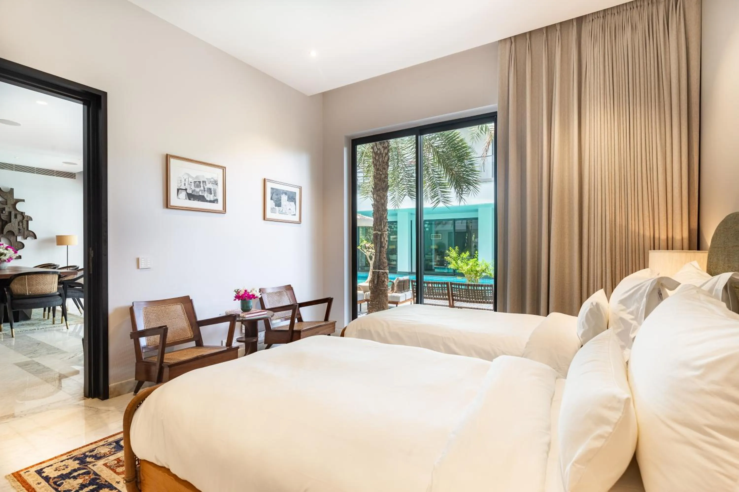 Photo of the whole room, Bed in Amorzito by Solitaire Stays