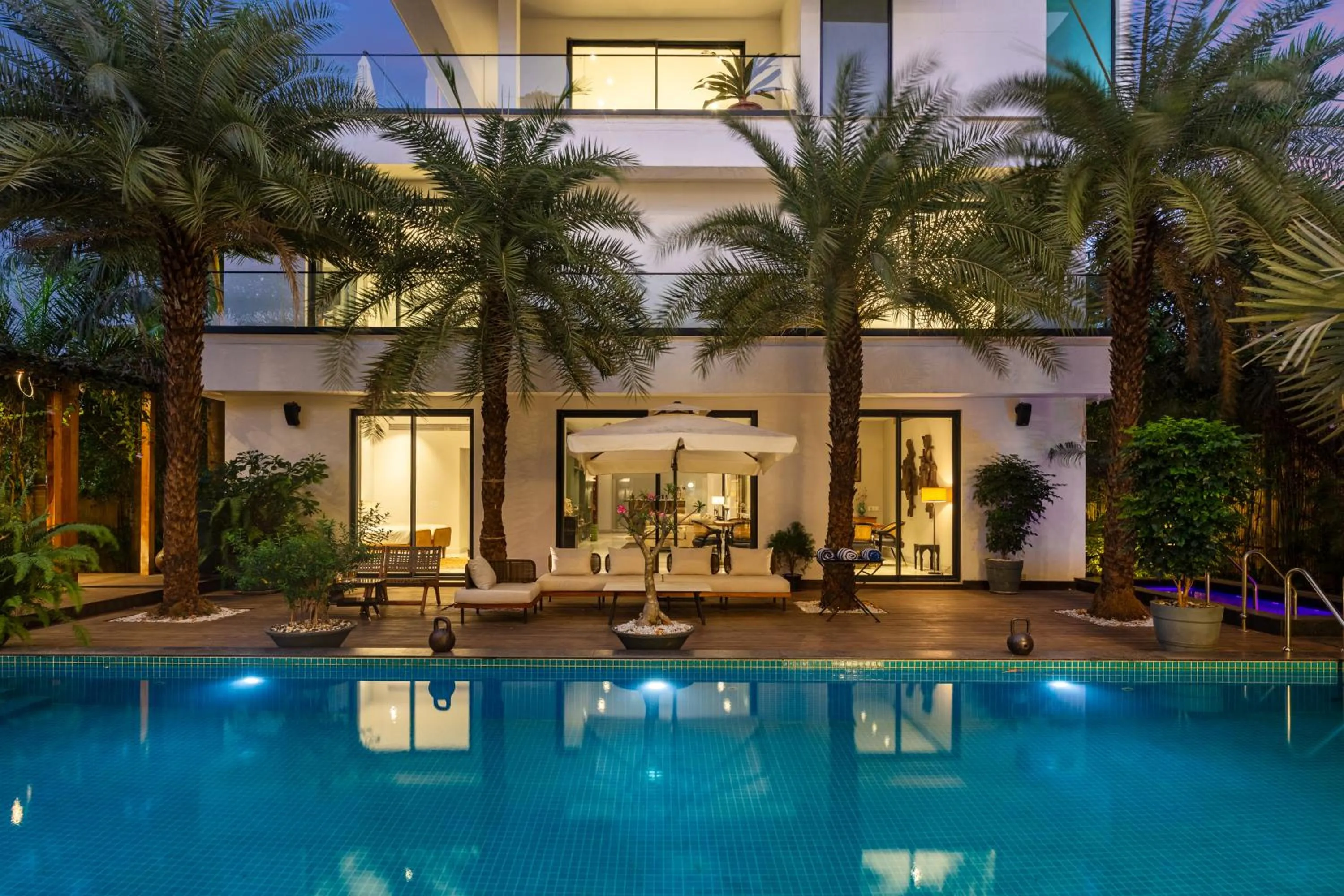 Property building in Amorzito by Solitaire Stays