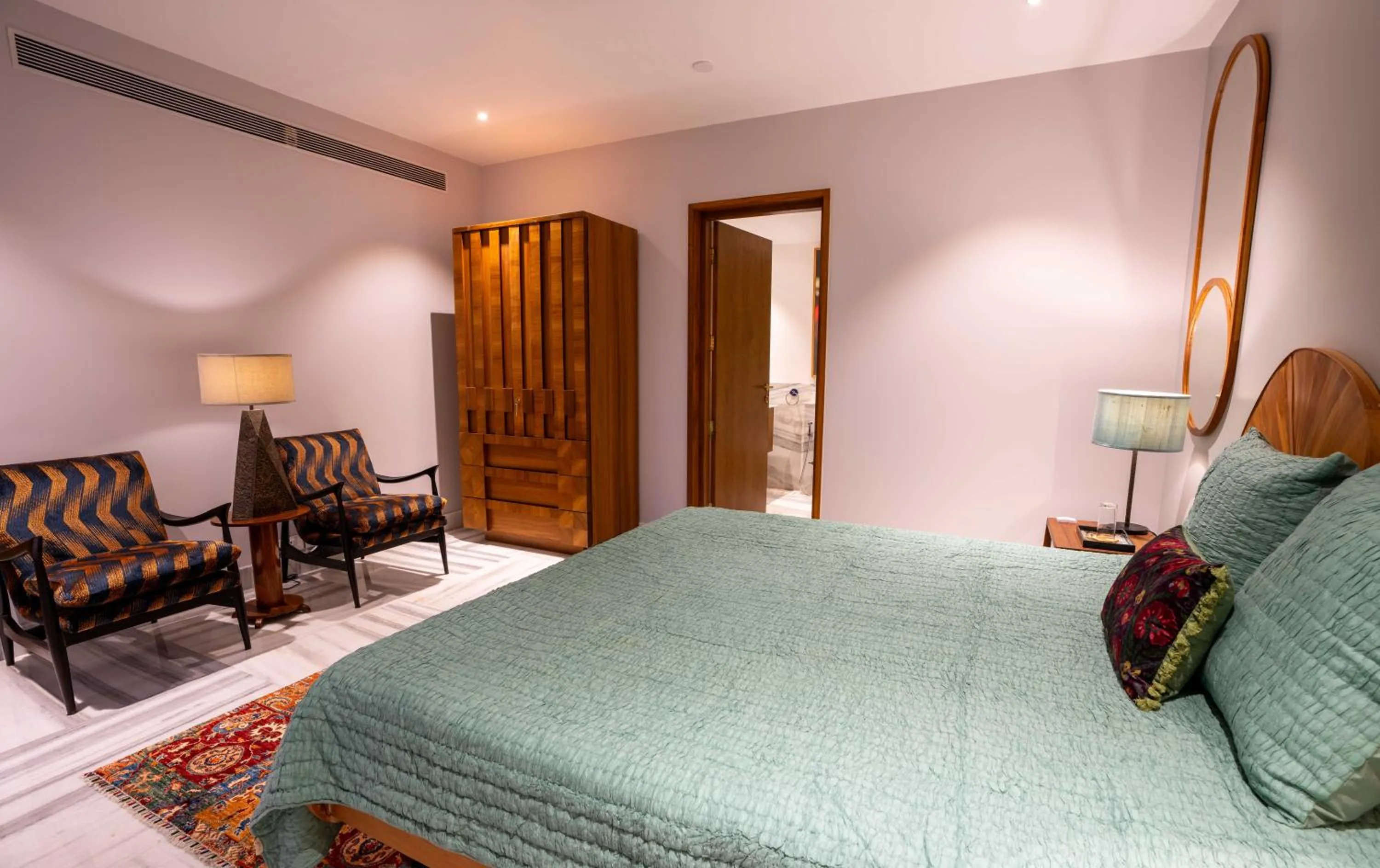 Bed in Amorzito by Solitaire Stays