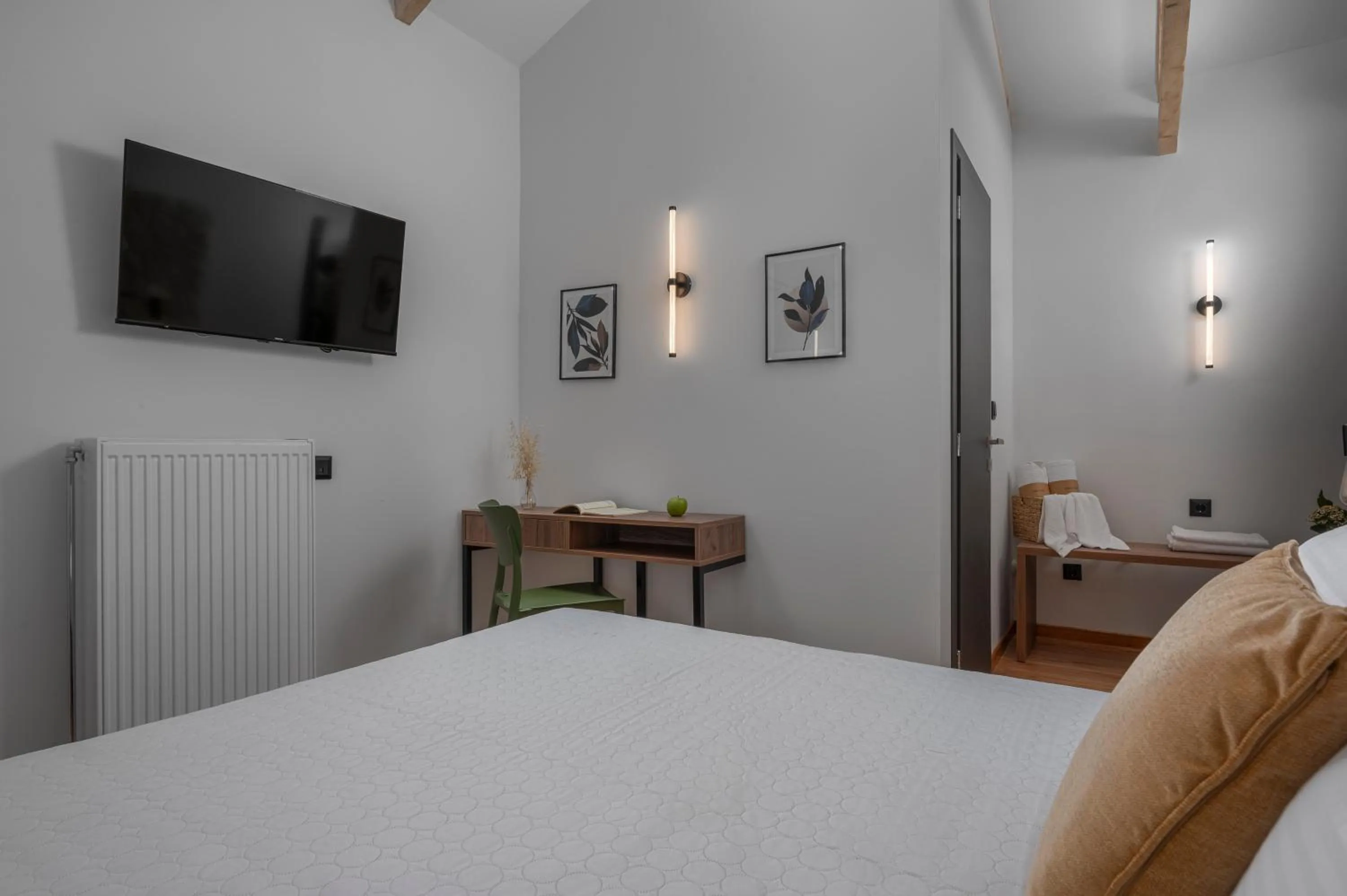 Bedroom, Bed in Arca Deorum