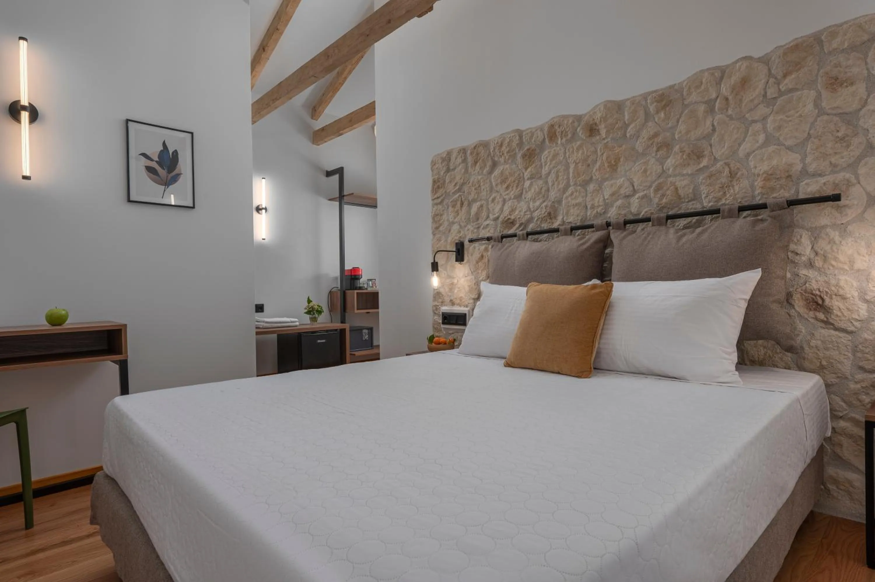 Bedroom, Bed in Arca Deorum