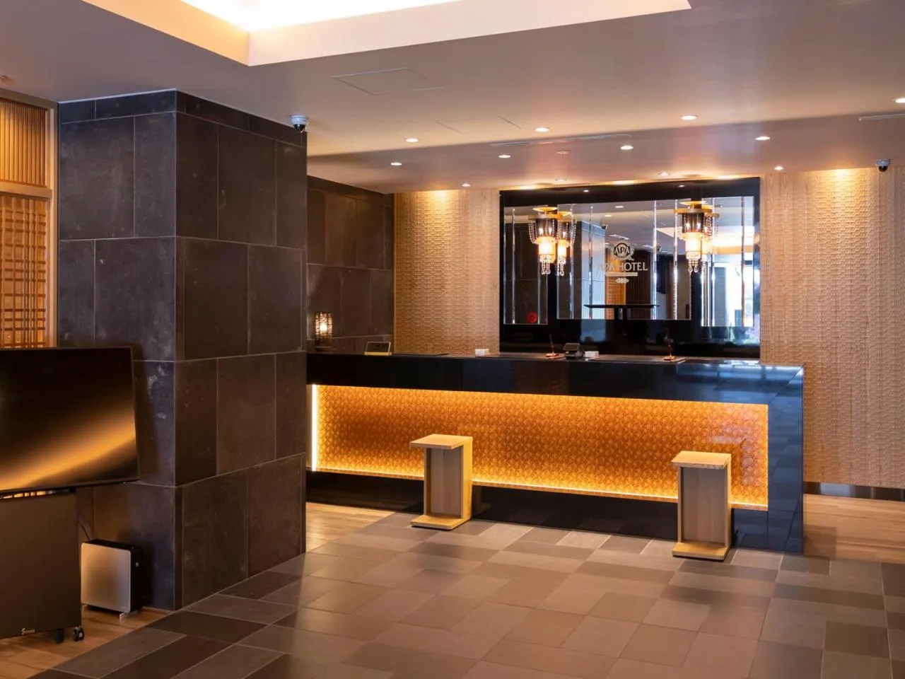 Lobby or reception in APA Hotel Kyoto Gojo Omiya