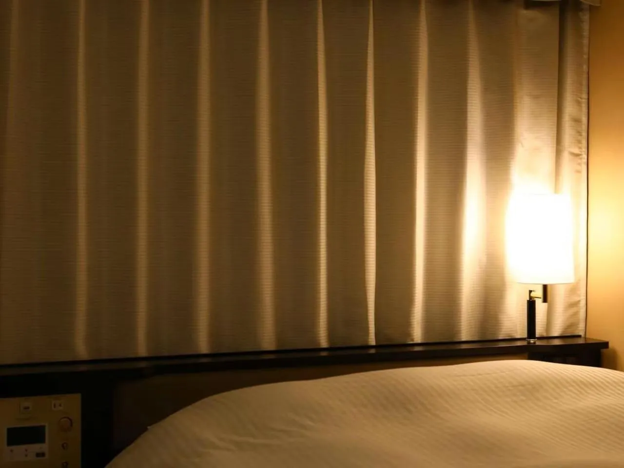 Photo of the whole room, Bed in APA Hotel Kyoto Gojo Omiya