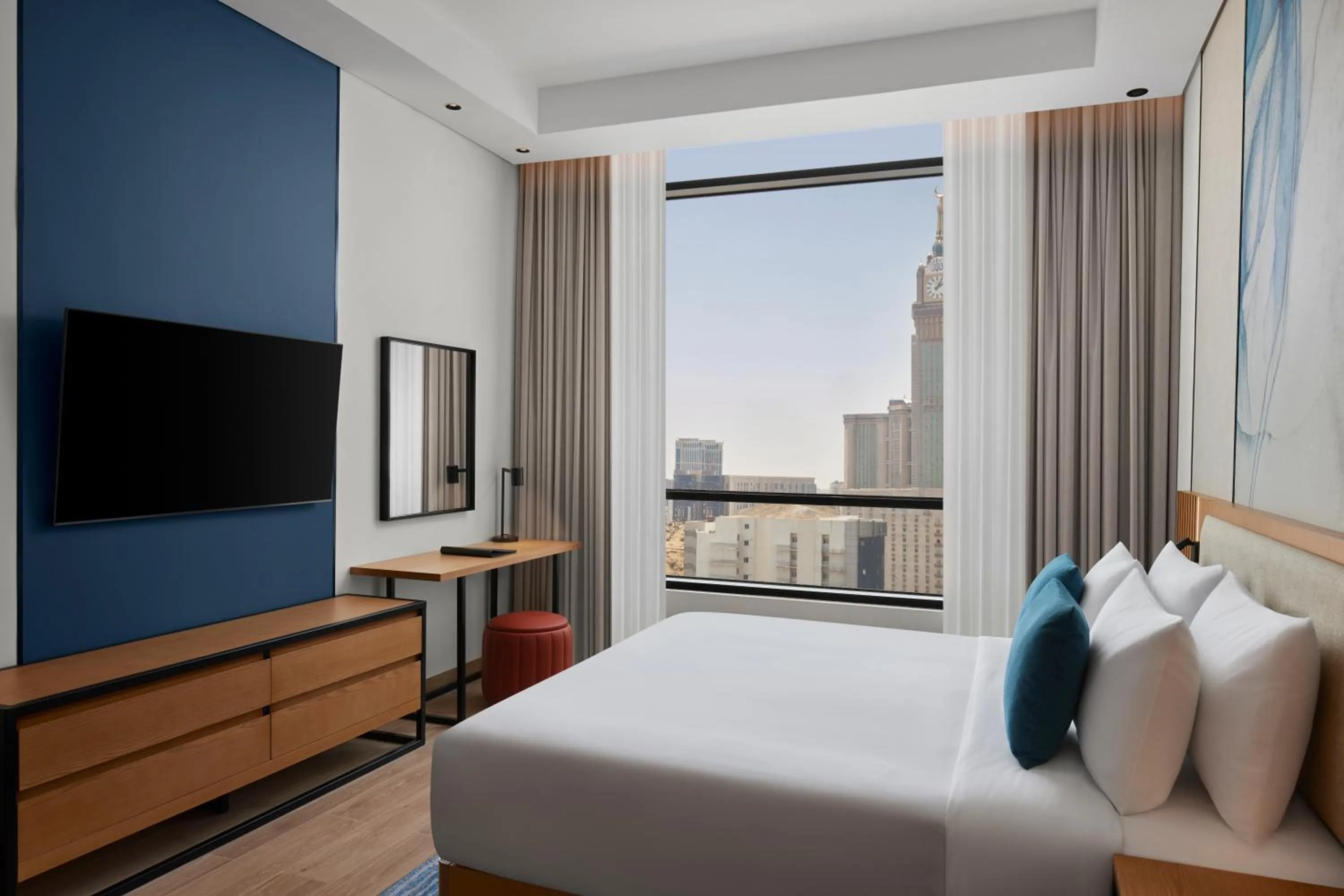 Photo of the whole room, Bed in Courtyard by Marriott Makkah