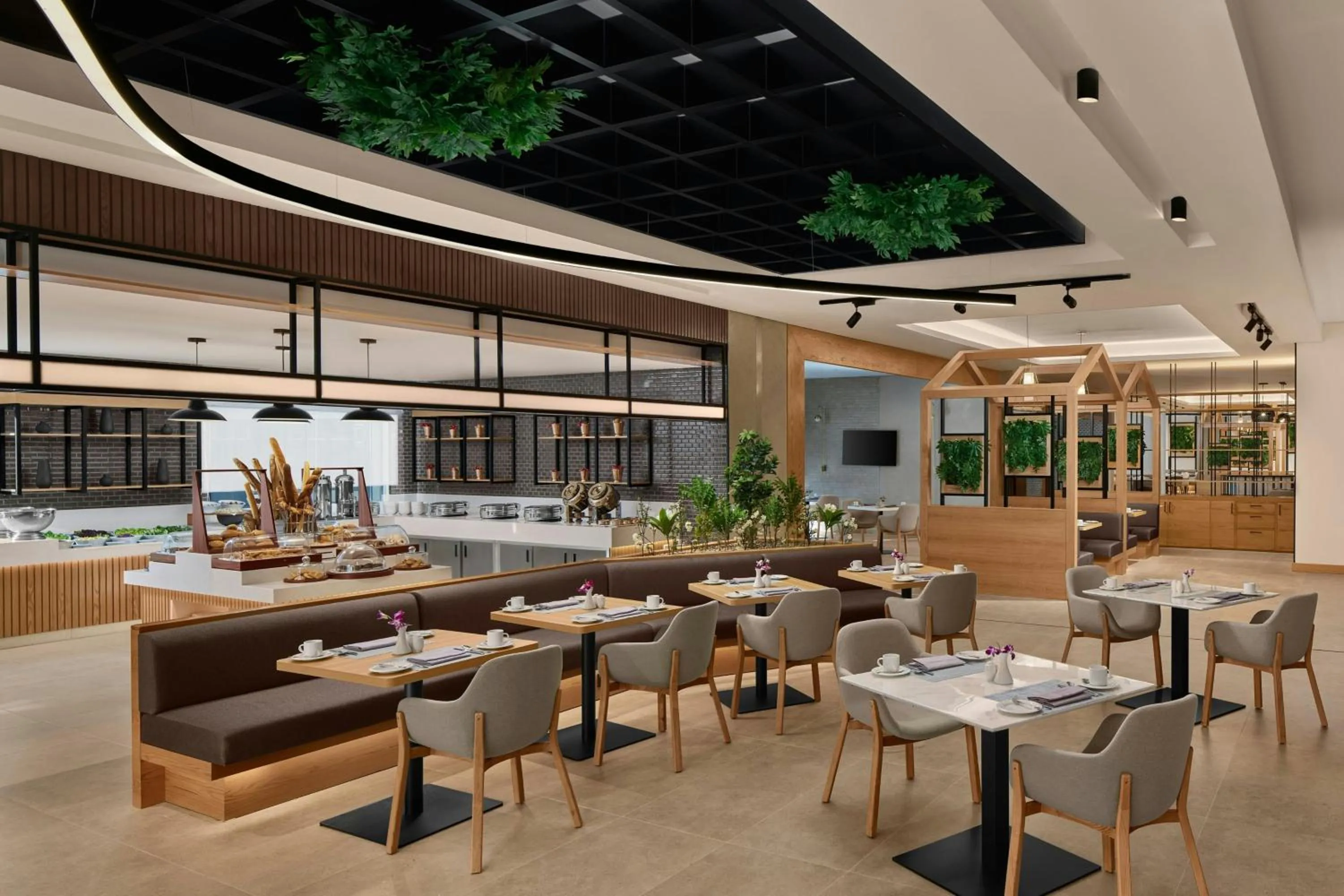 Restaurant/places to eat in Courtyard by Marriott Makkah