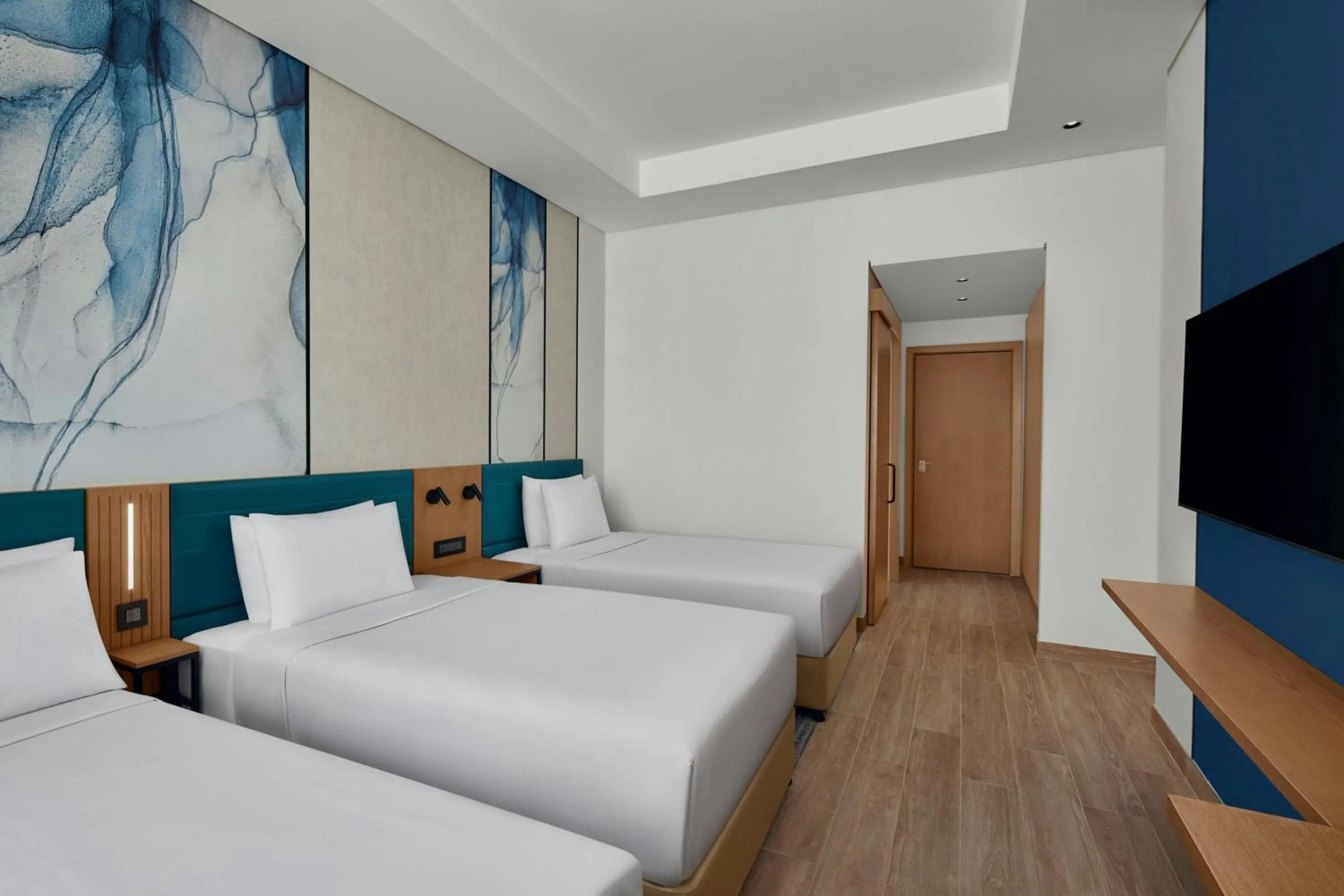 Photo of the whole room, Bed in Courtyard by Marriott Makkah