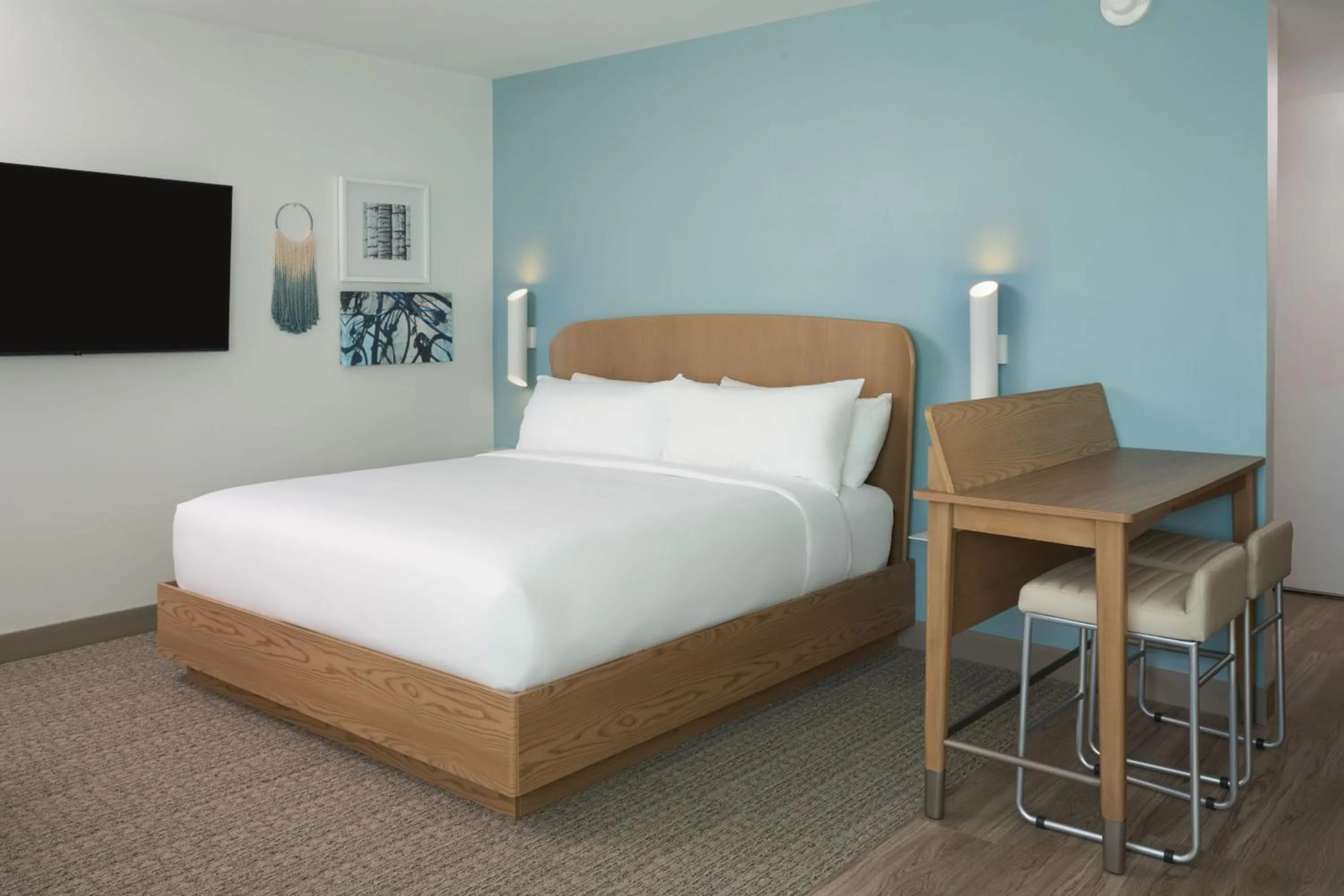 Photo of the whole room, Bed in Element Melbourne Oceanfront