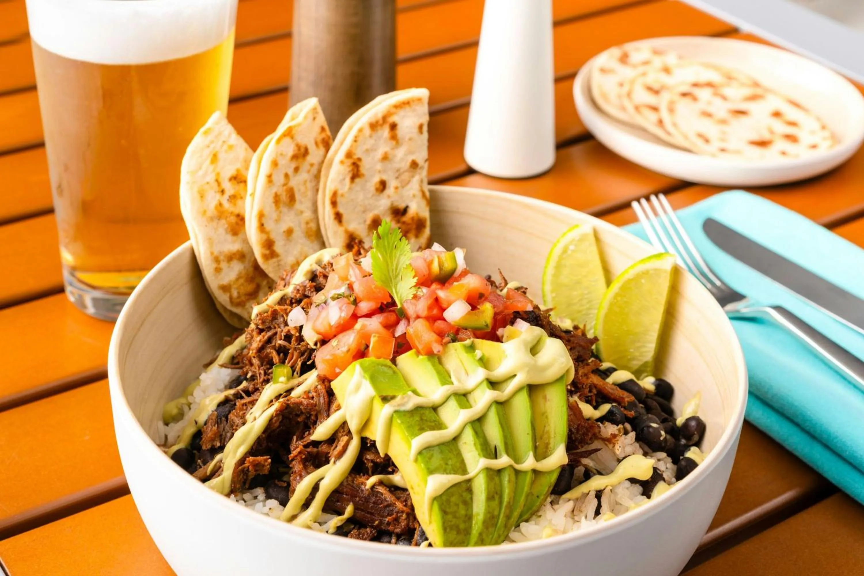 Restaurant/places to eat in Element Melbourne Oceanfront