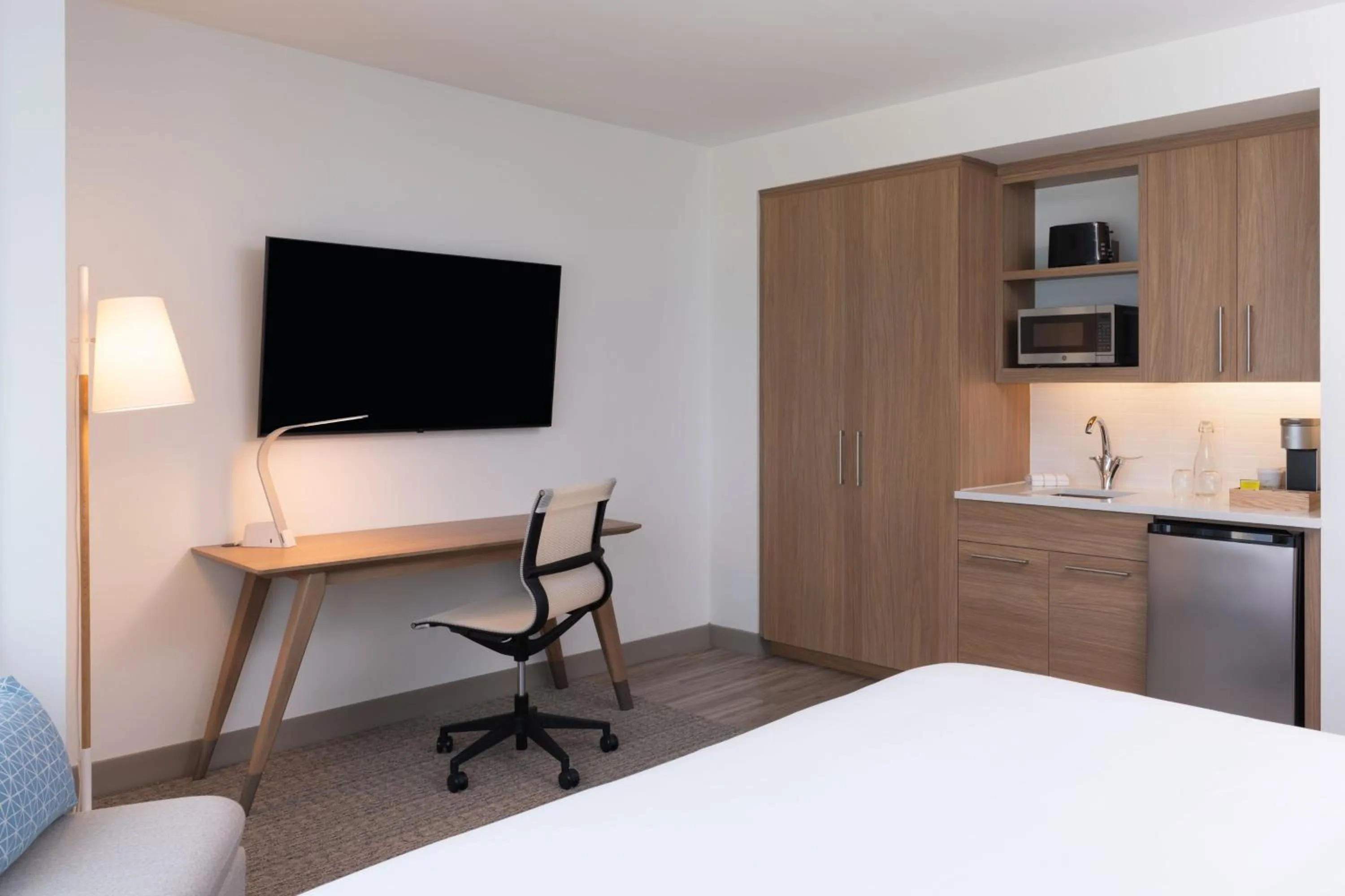 Bedroom, Bed in Element Melbourne Oceanfront