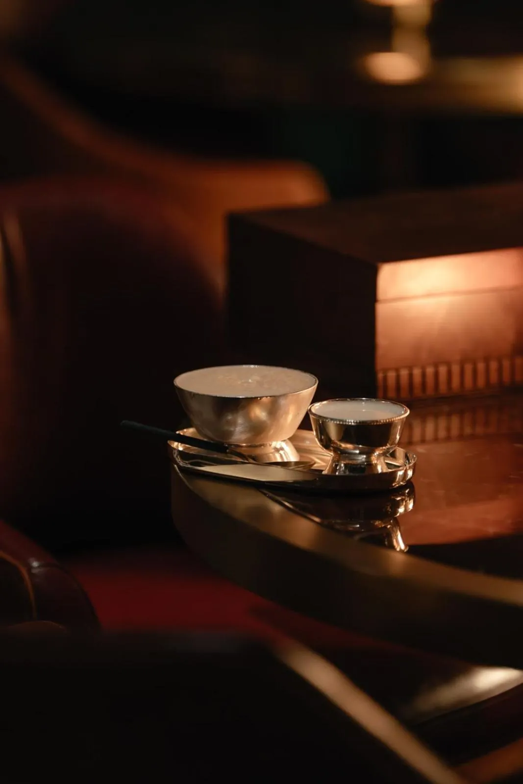 Lounge or bar in Rosewood Doha