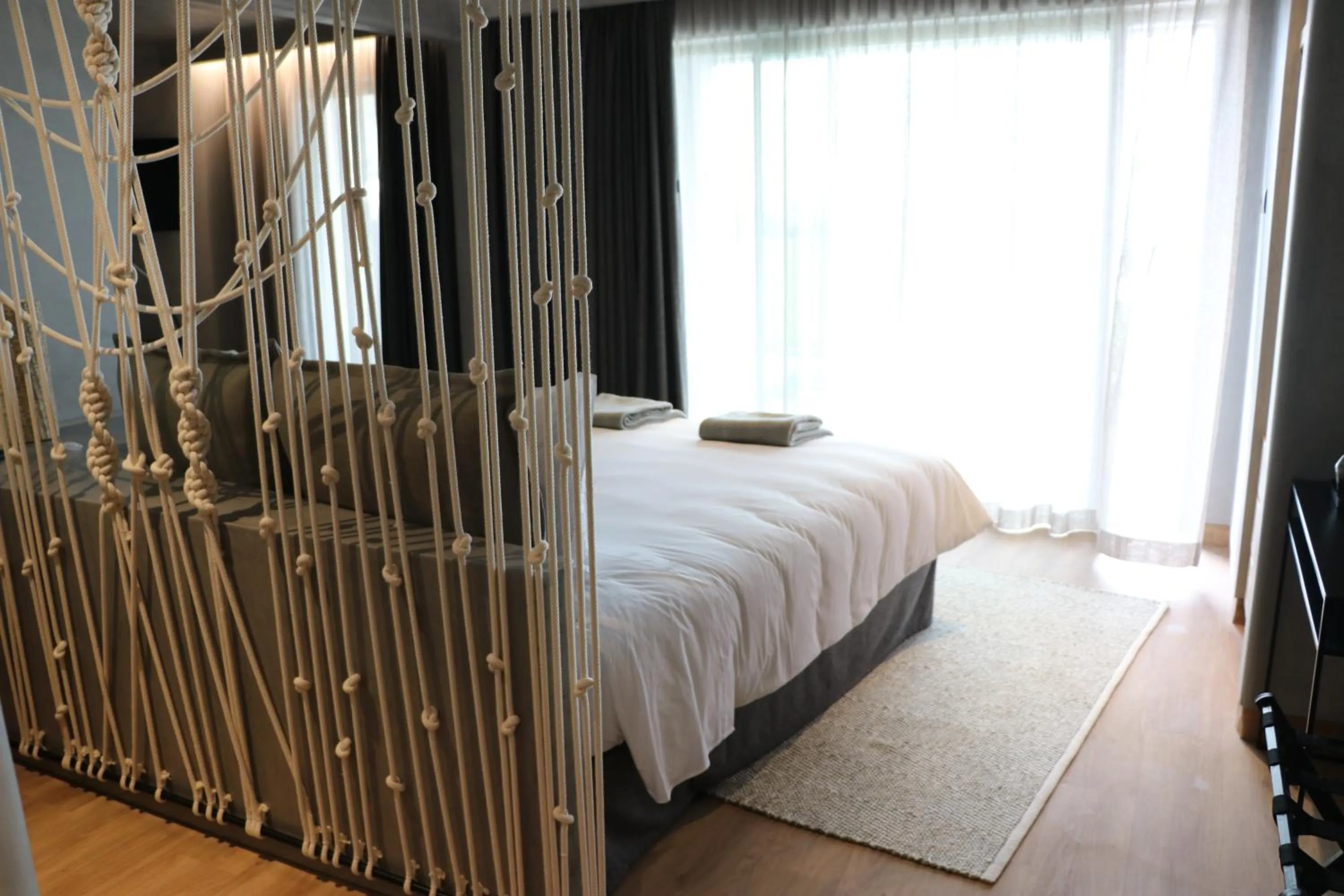 Bedroom, Bed in Santa Cruz - Movement & Nature House