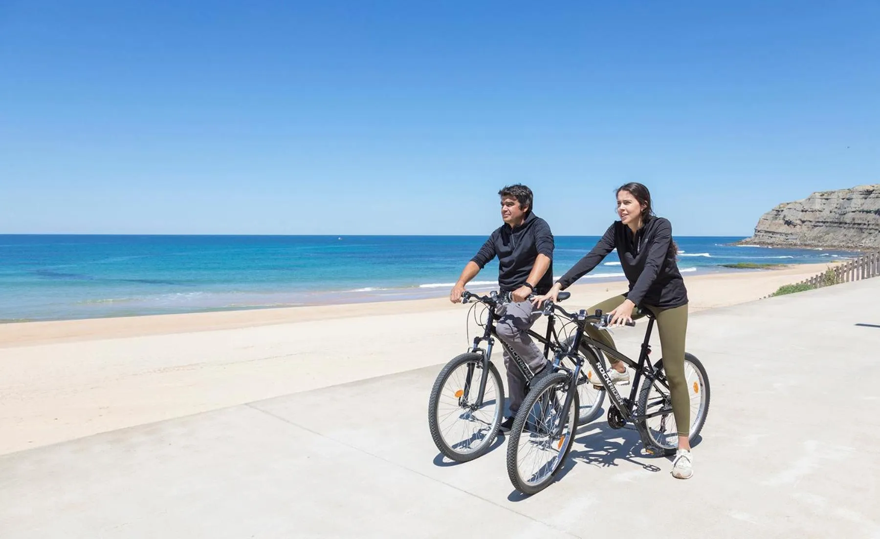 People in Santa Cruz - Movement & Nature House