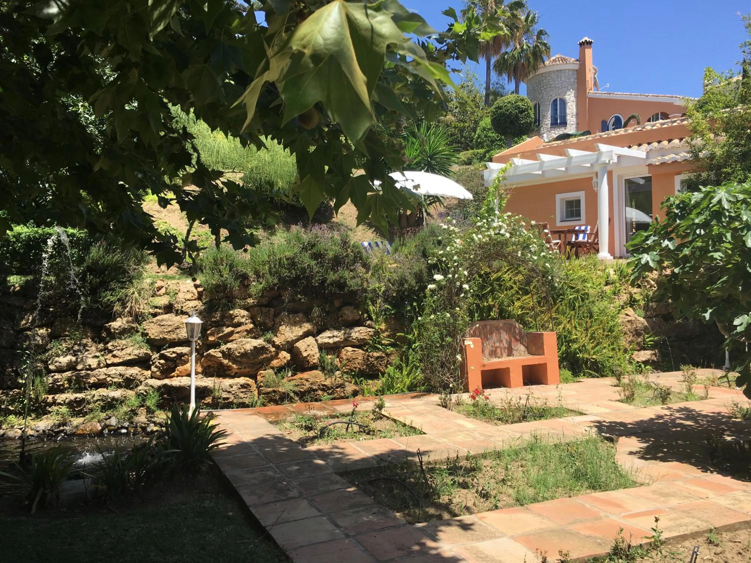 Garden in La Perla de Torrenueva