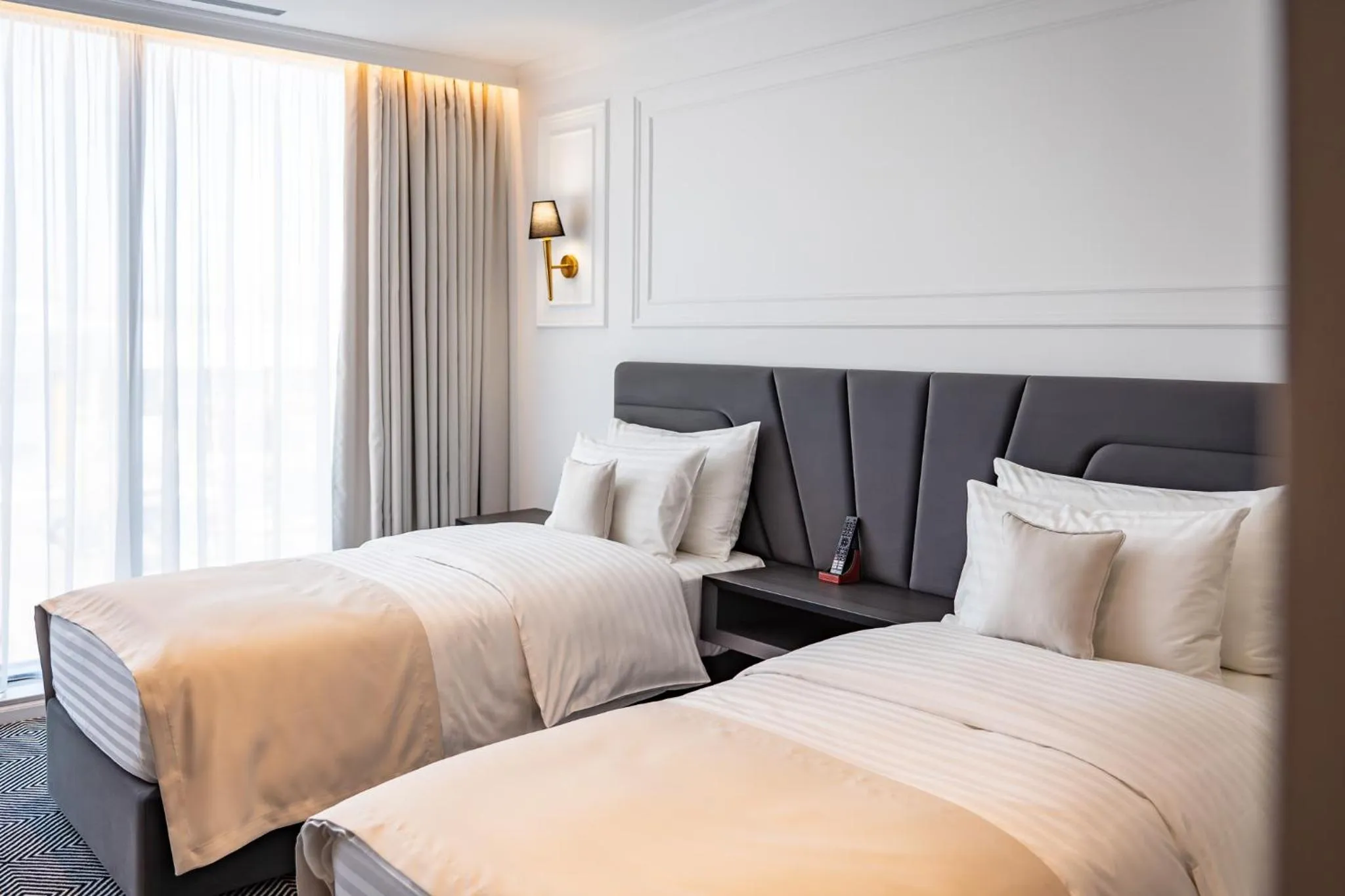 Bed in Sky Airport Hotel