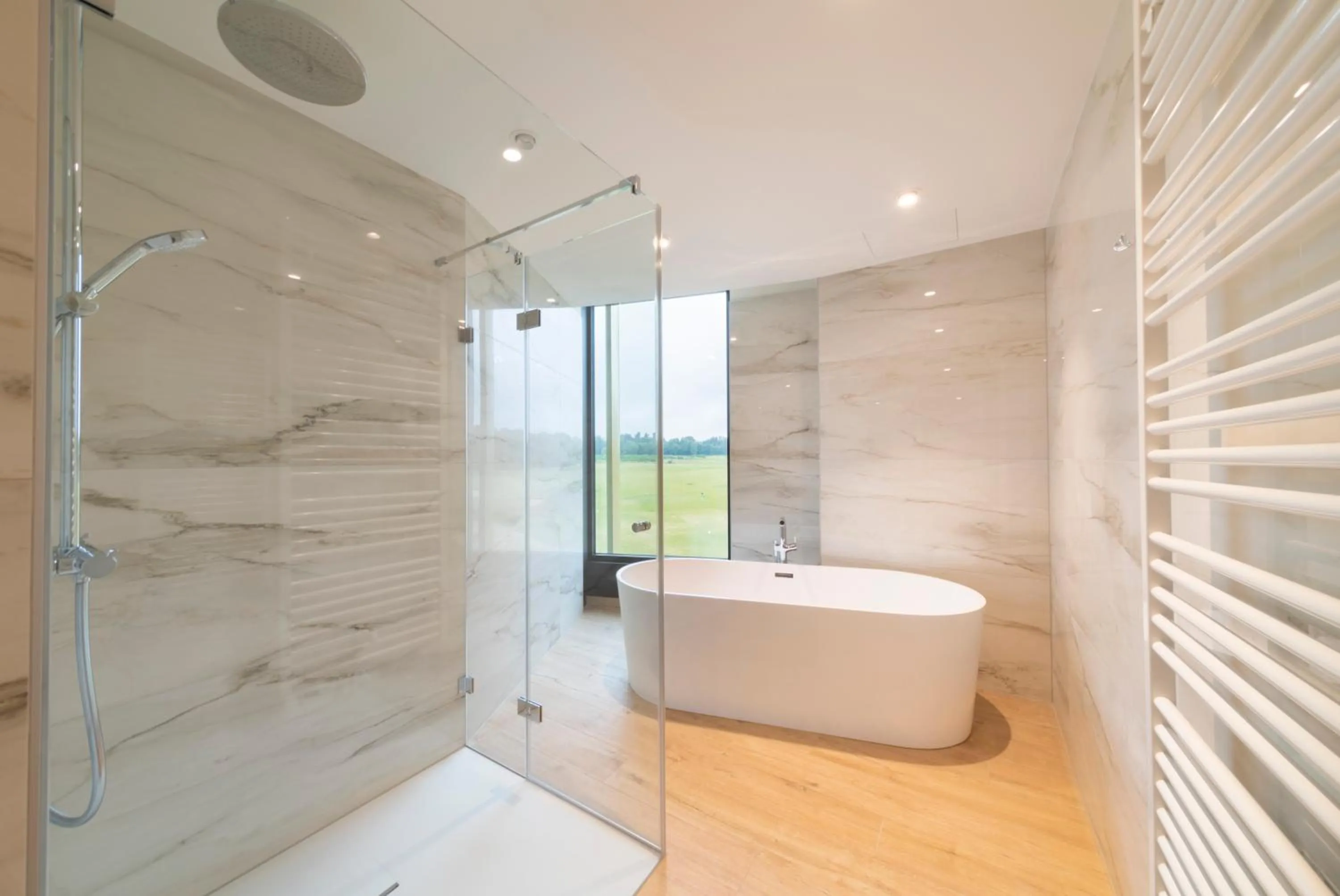 Shower in Hotel du Bois d'Arlon