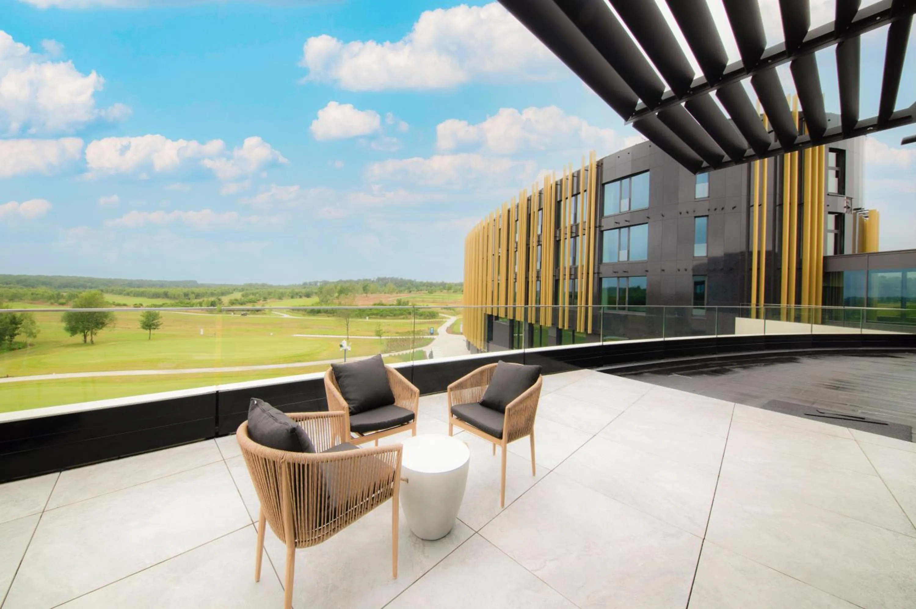 Patio in Hotel du Bois d'Arlon