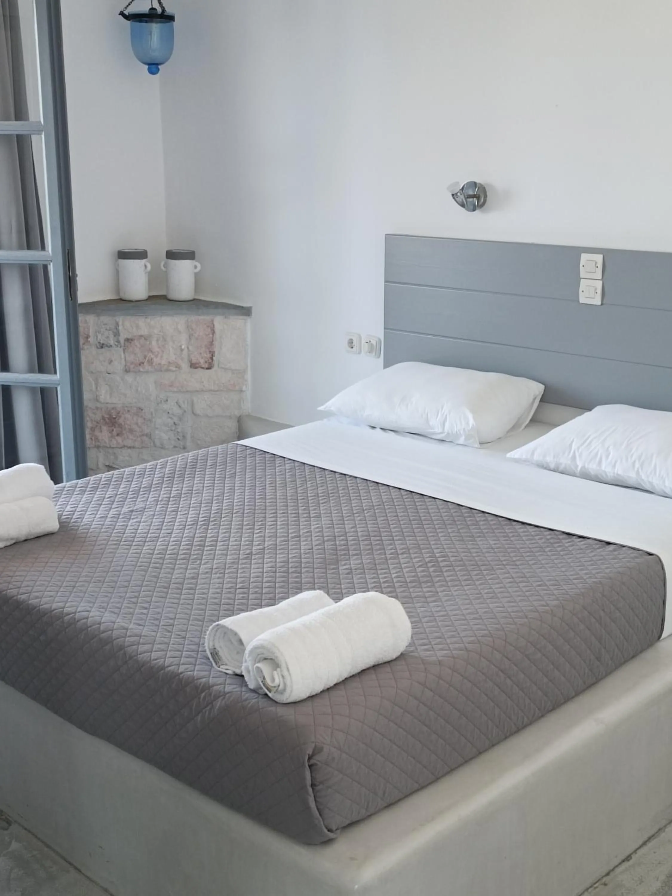 Bed in Naxos Summerland resort