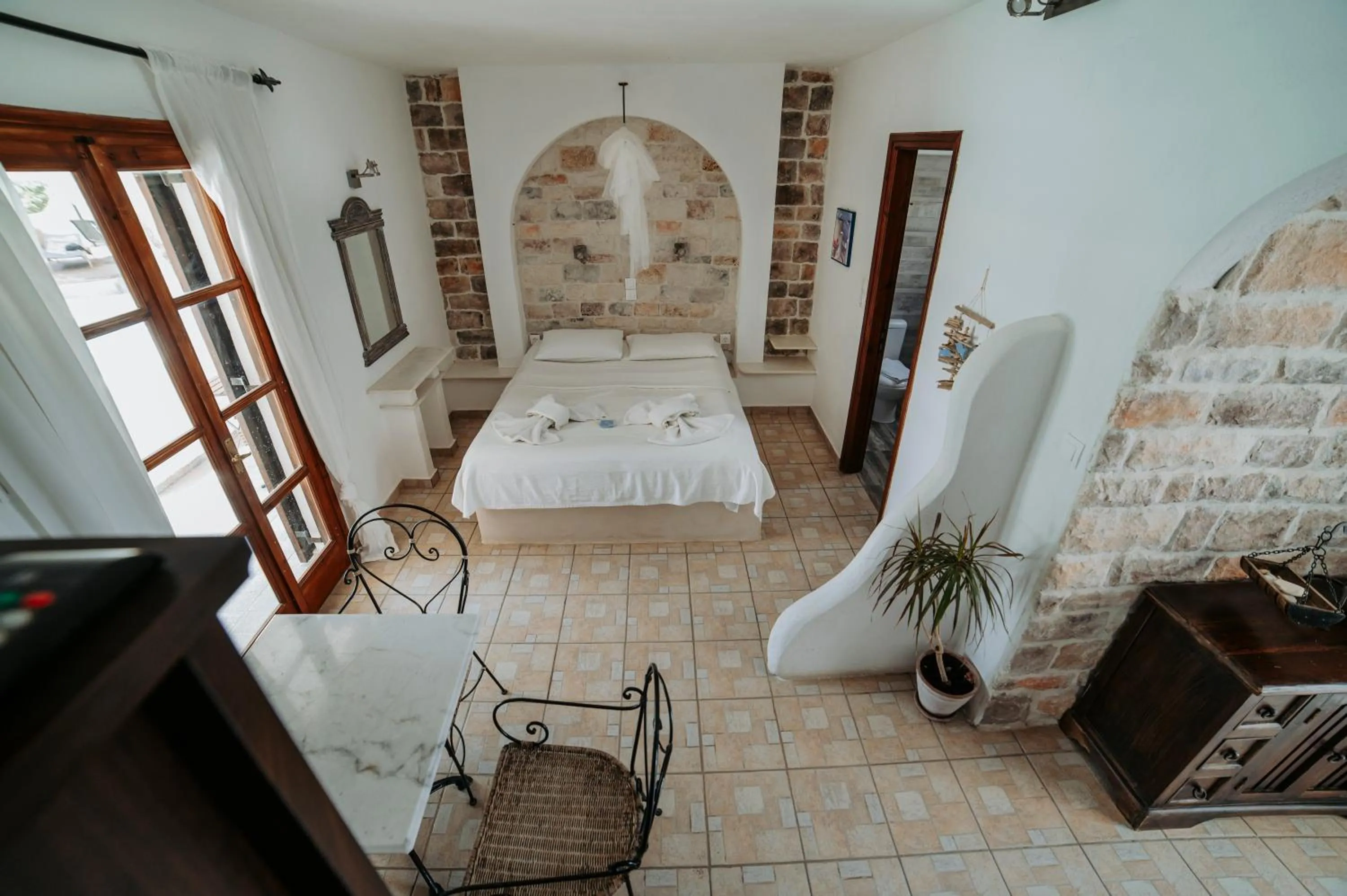 Bed in Naxos Summerland resort