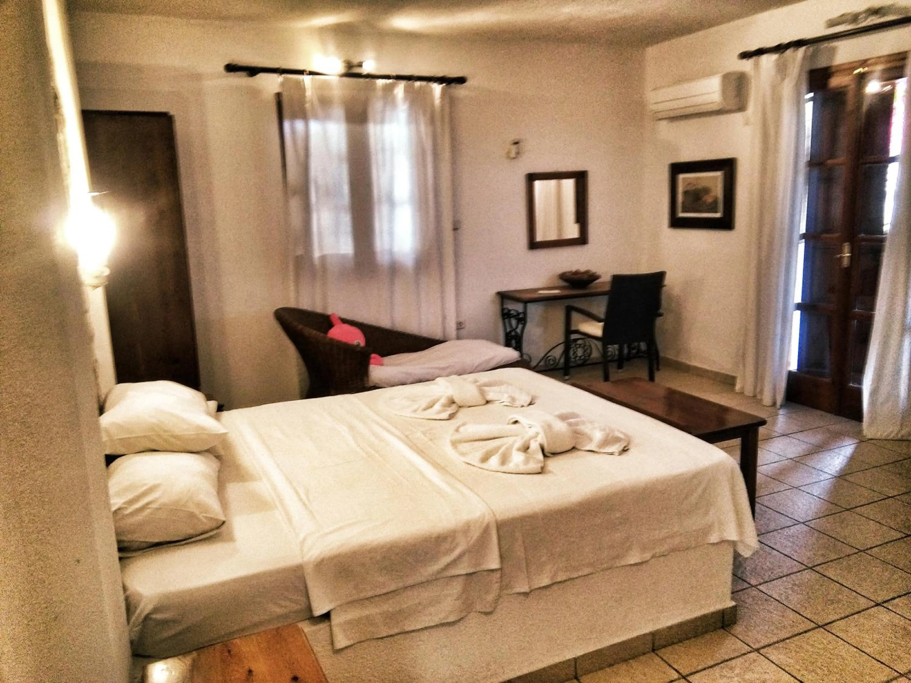 Bed in Naxos Summerland resort