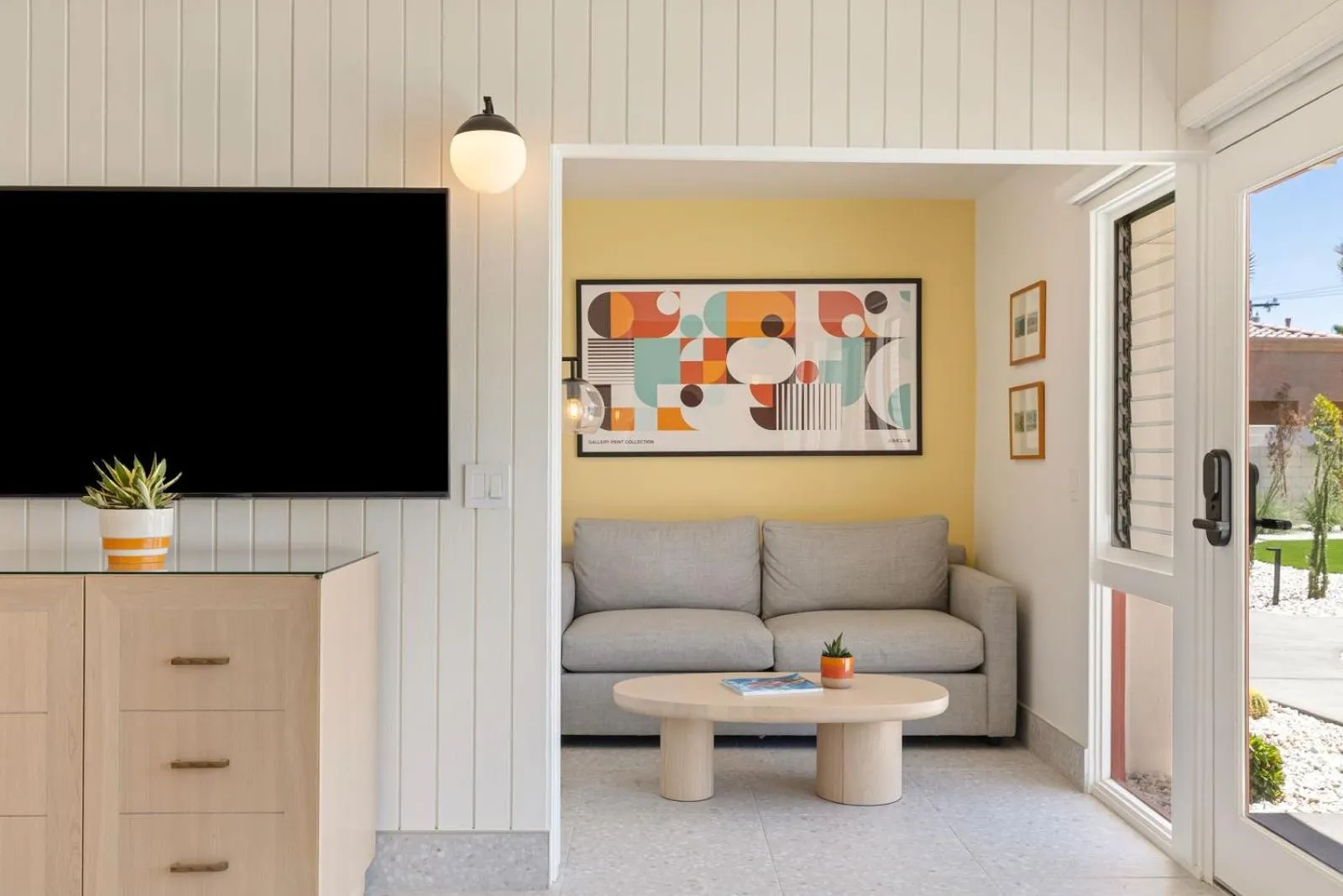 Bed in Mojave Resort - Adults Only