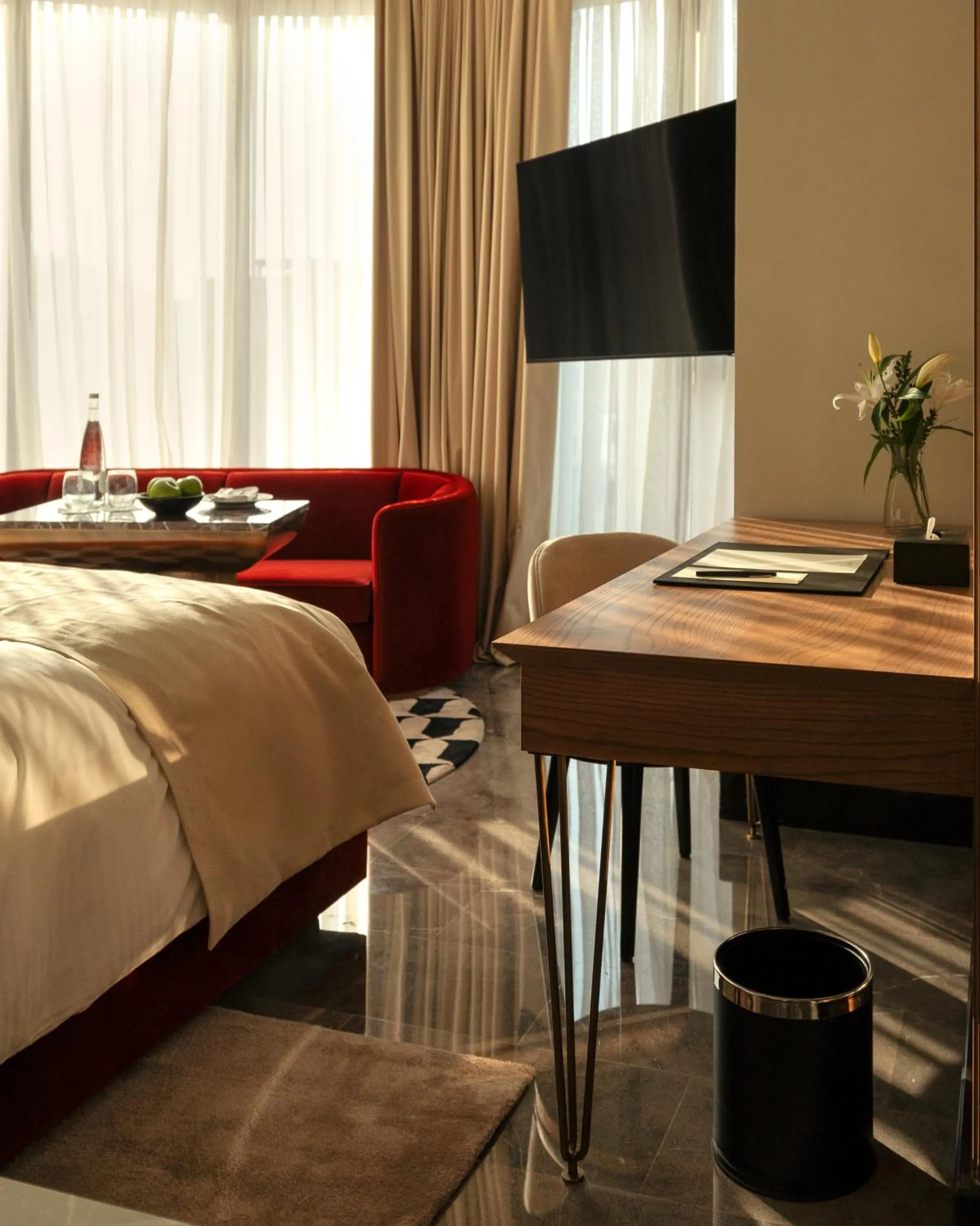 Communal lounge/ TV room, Bed in Marly Boutique Hôtel