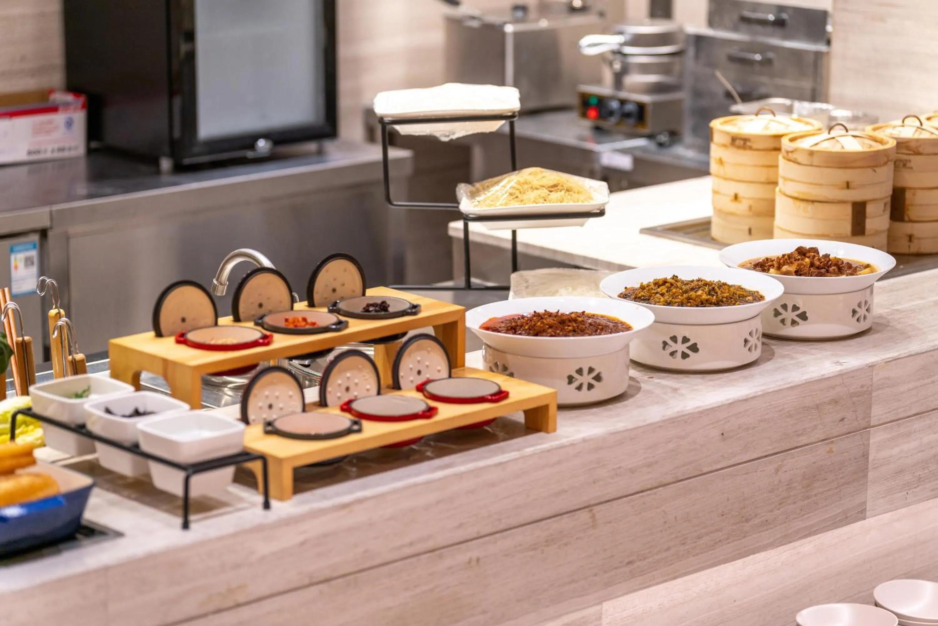 Restaurant/places to eat in SSAW Boutique Hotel Foshan Qiandeng Lake