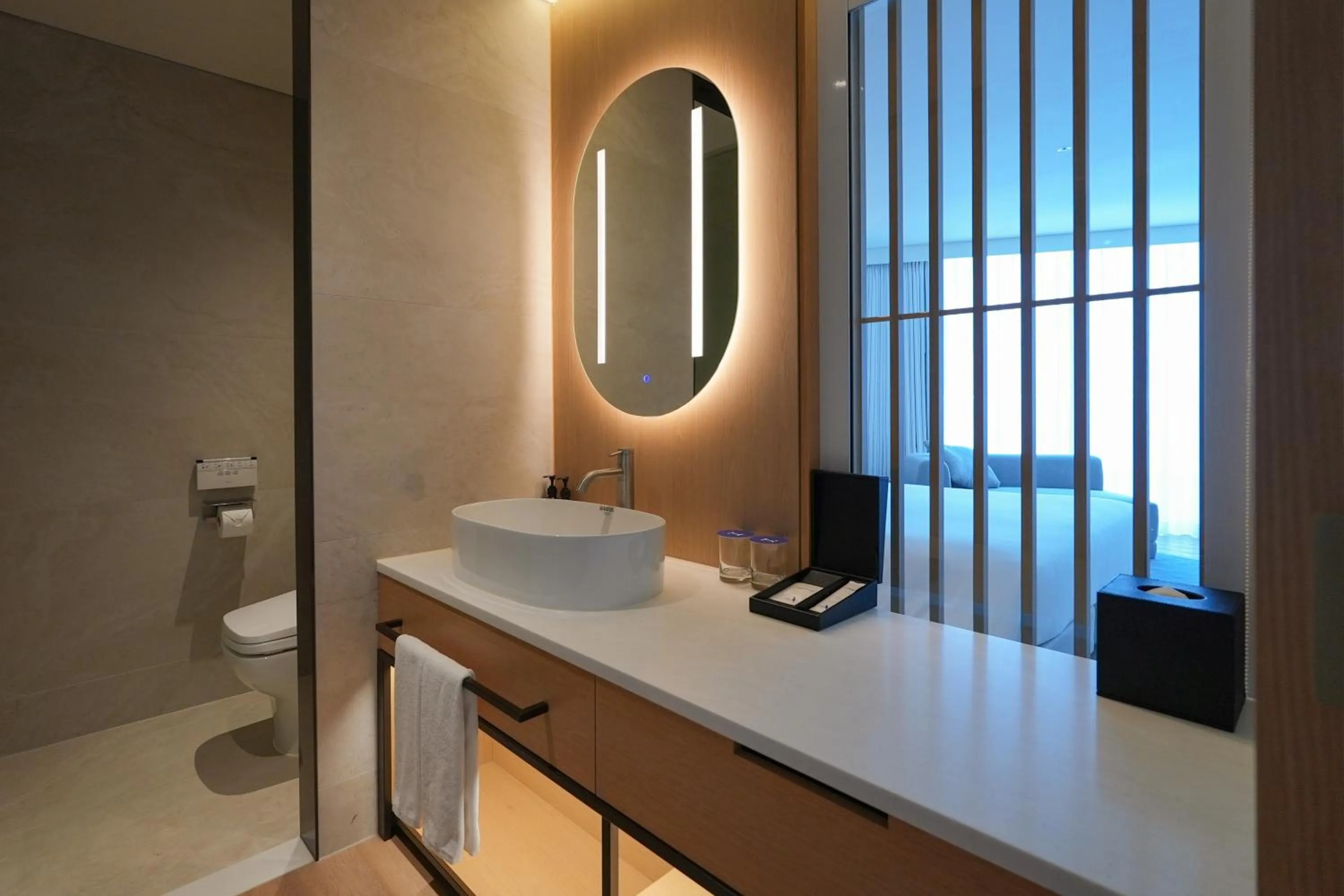 Toilet in Homm Marina Sokcho