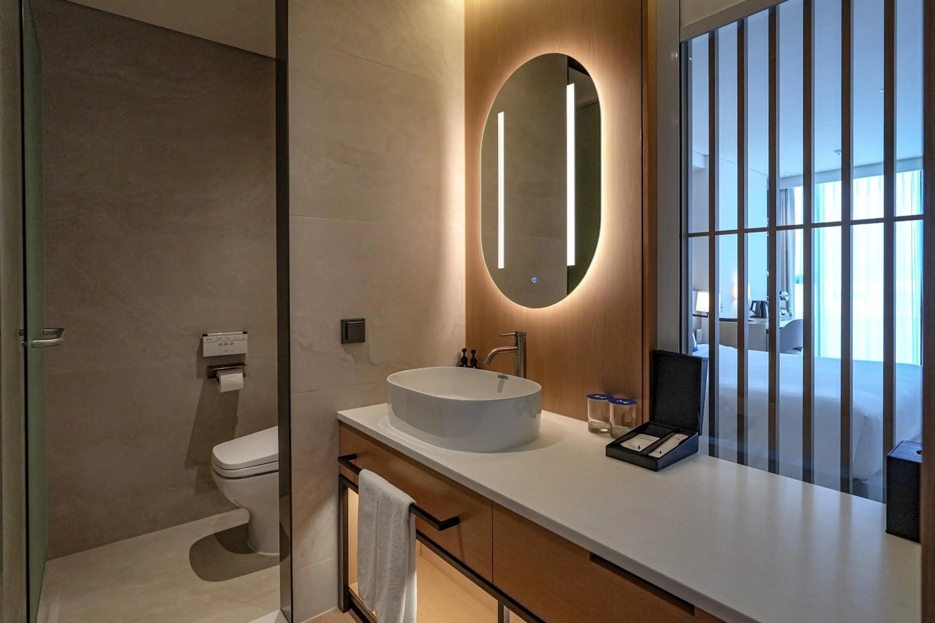 Toilet in Homm Marina Sokcho