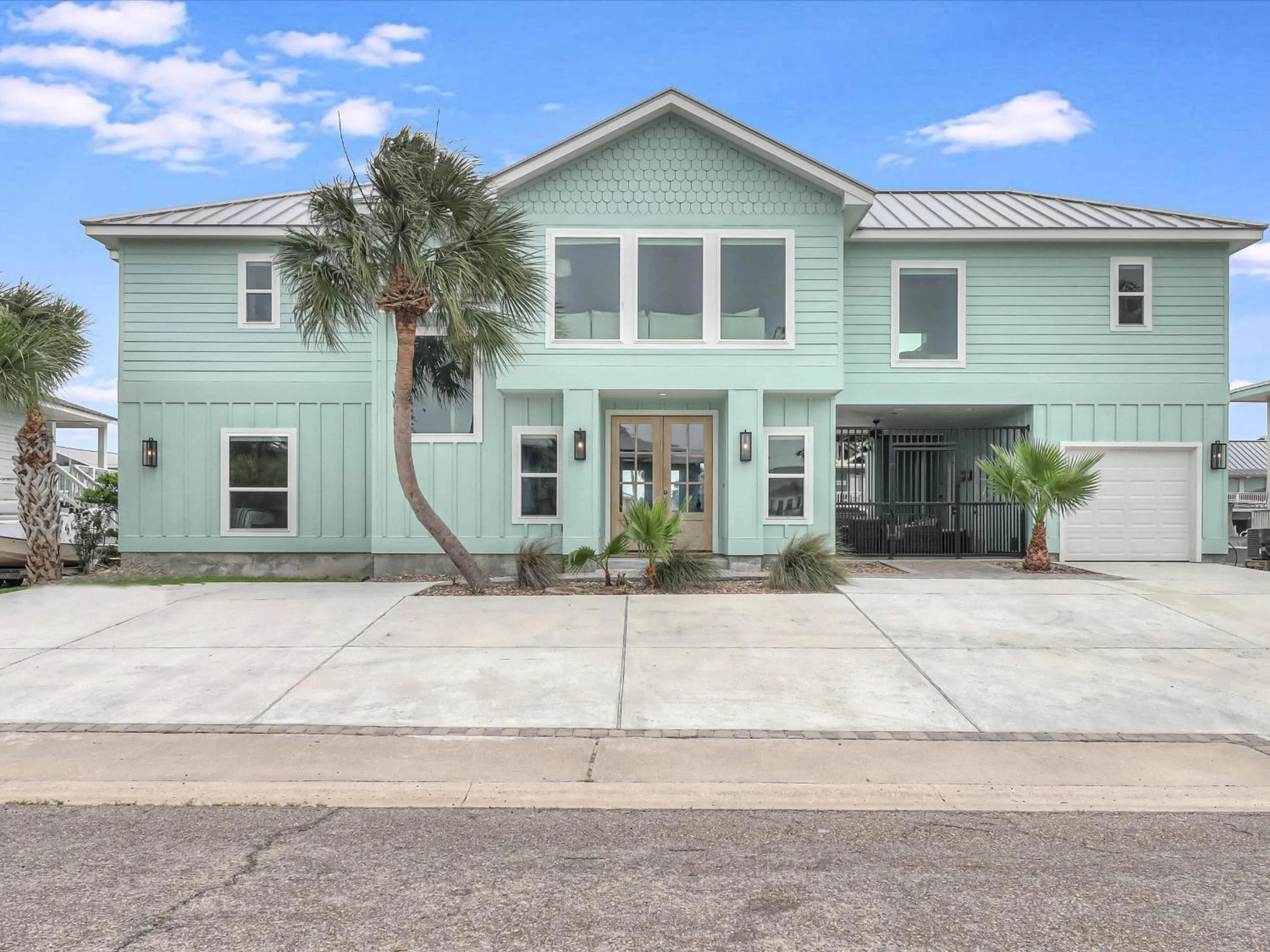 Other in Flamingo House