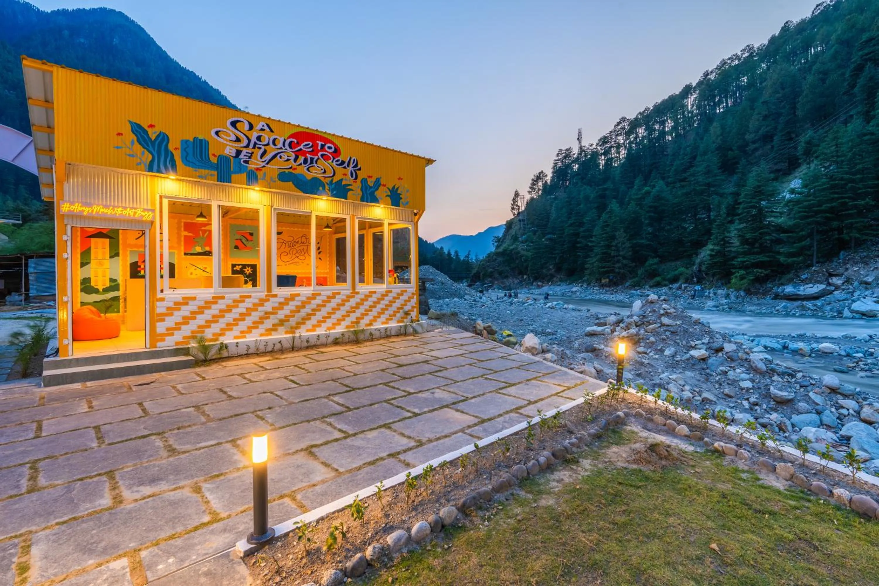 Property building in The Social Stays Kasol